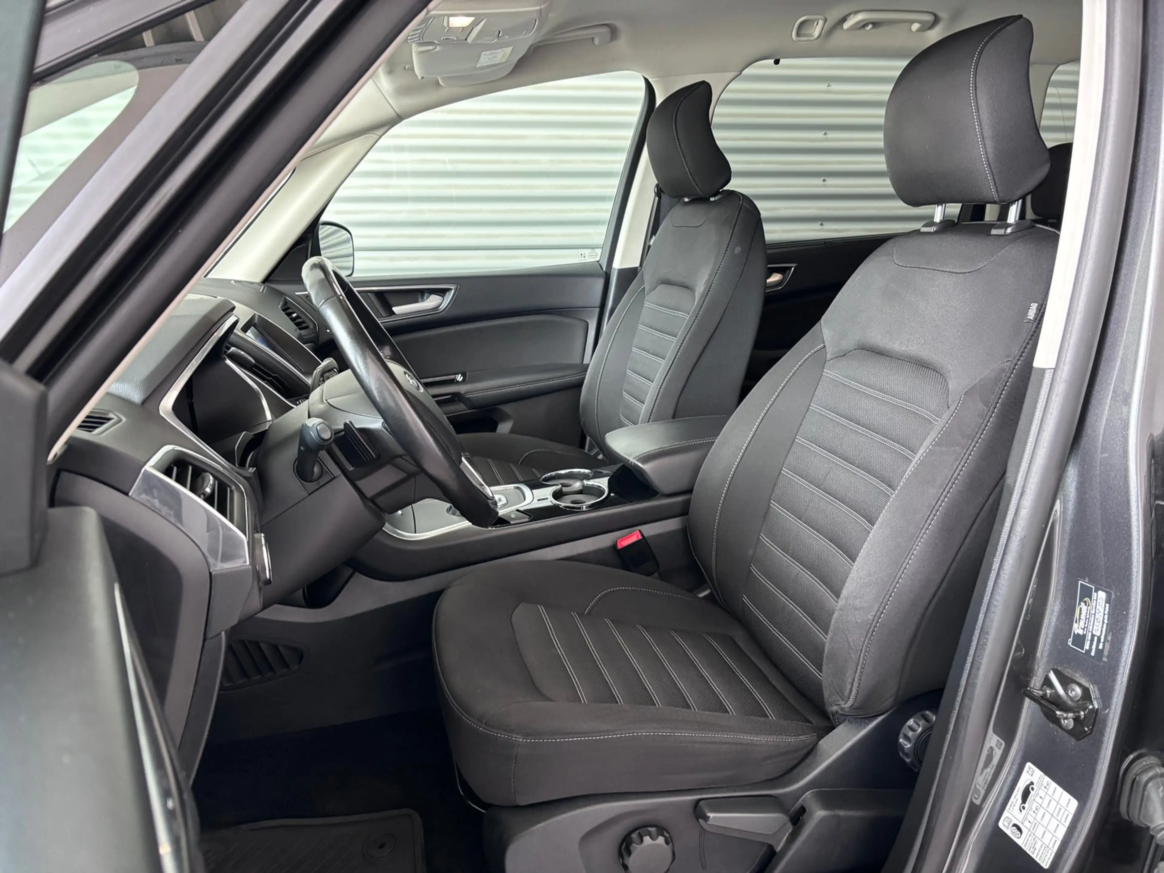 Ford Galaxy 2,0 EcoBlue SCR AWD Titanium Aut. — photo 10