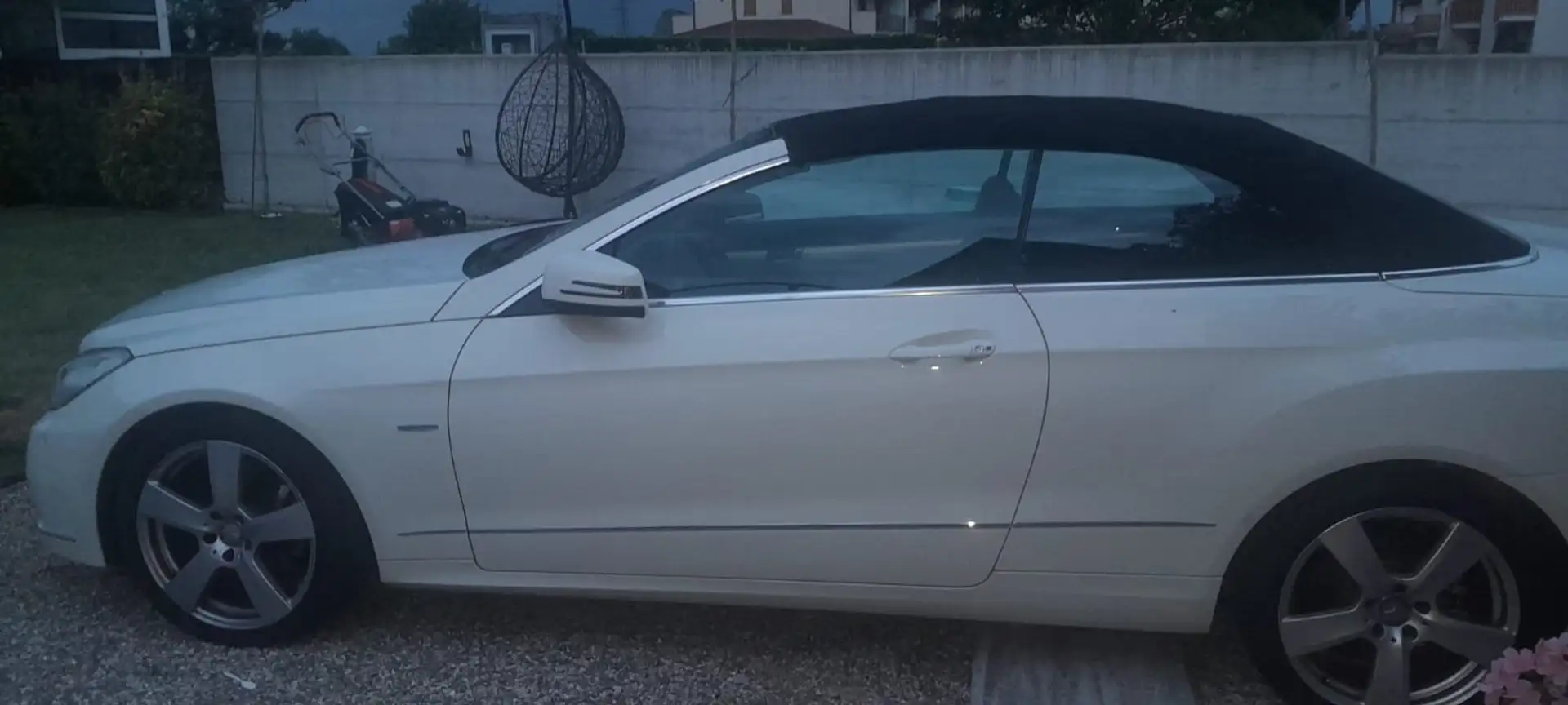 Mercedes-Benz E 350 Classe E - A207 Cabrio Cabrio cdi be Executiveuto Bianco - 1