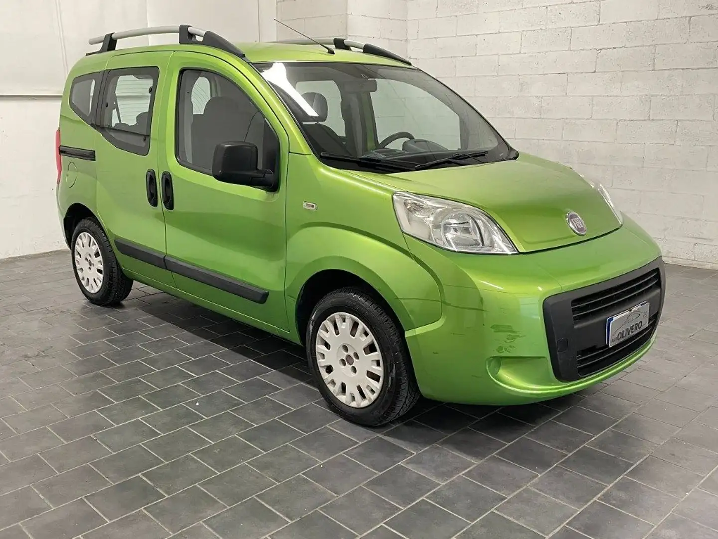 Fiat Qubo 1.4 8V 77 CV Natural Power Verde - 1