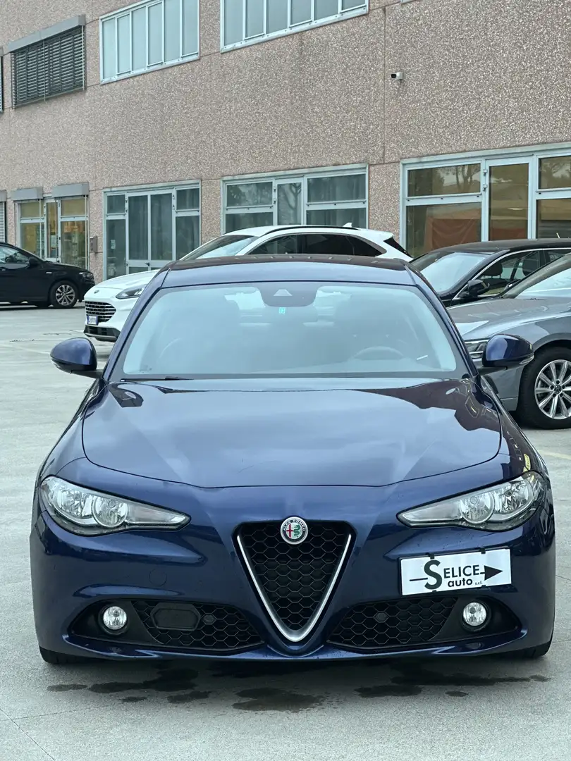 Alfa Romeo Giulia 2.2 t Business Launch Edition 150cv - 2