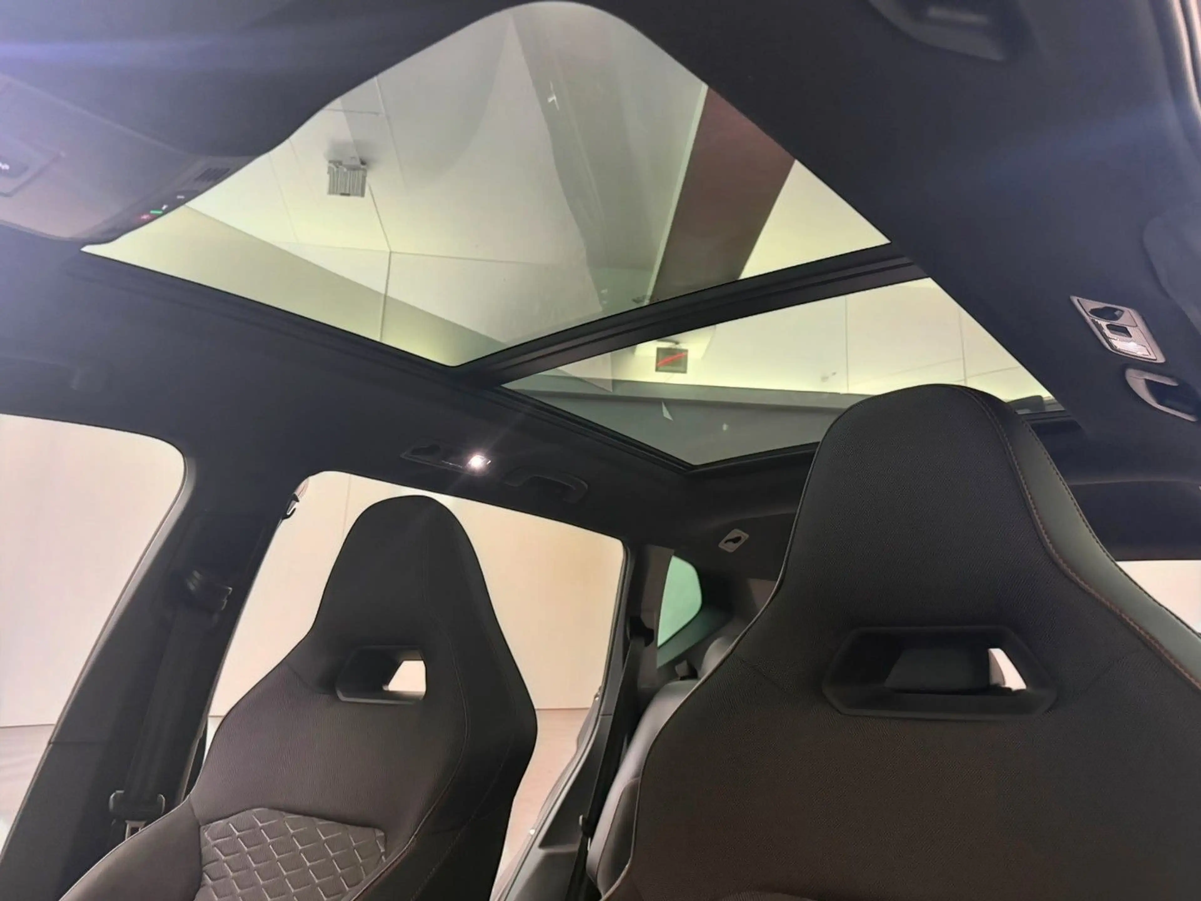 SEAT Tarraco FR 4Drive PANO*STHZ*LED*WIDE*ACC*KAM*TOP — photo 13