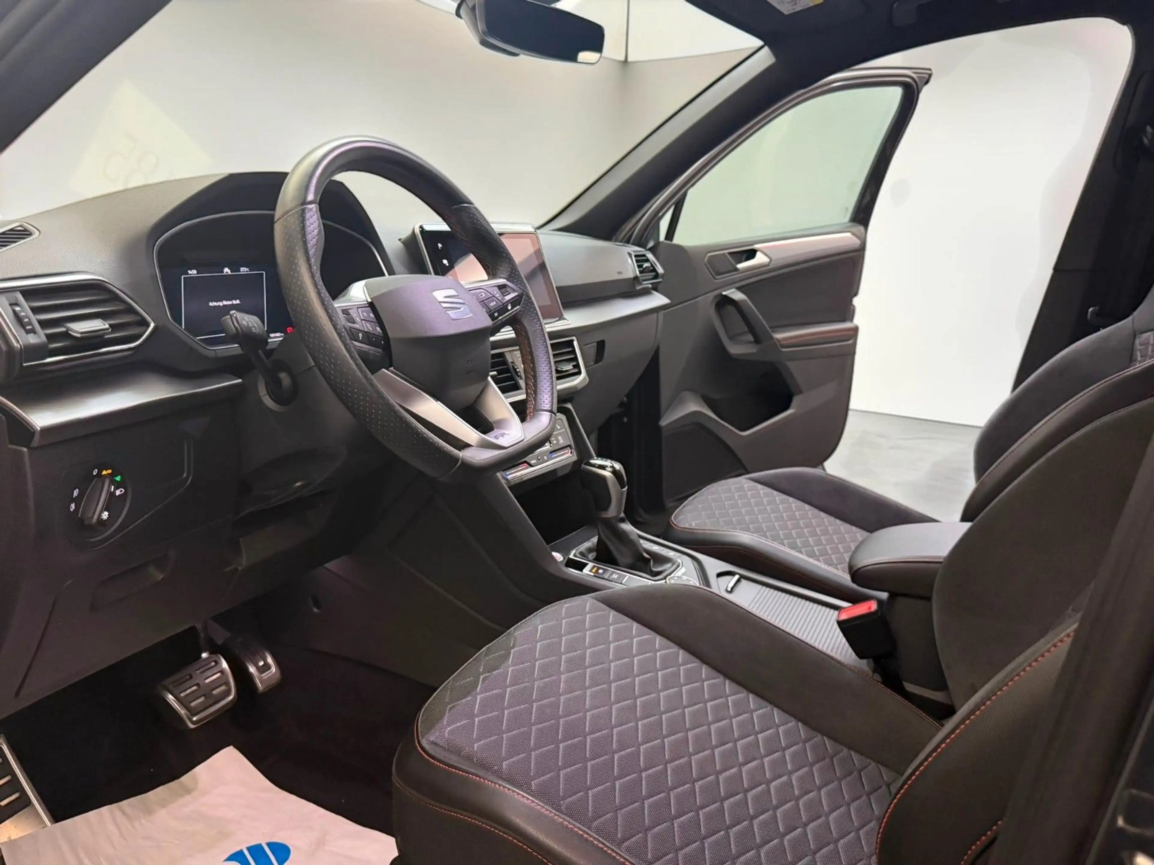 SEAT Tarraco FR 4Drive PANO*STHZ*LED*WIDE*ACC*KAM*TOP — photo 9