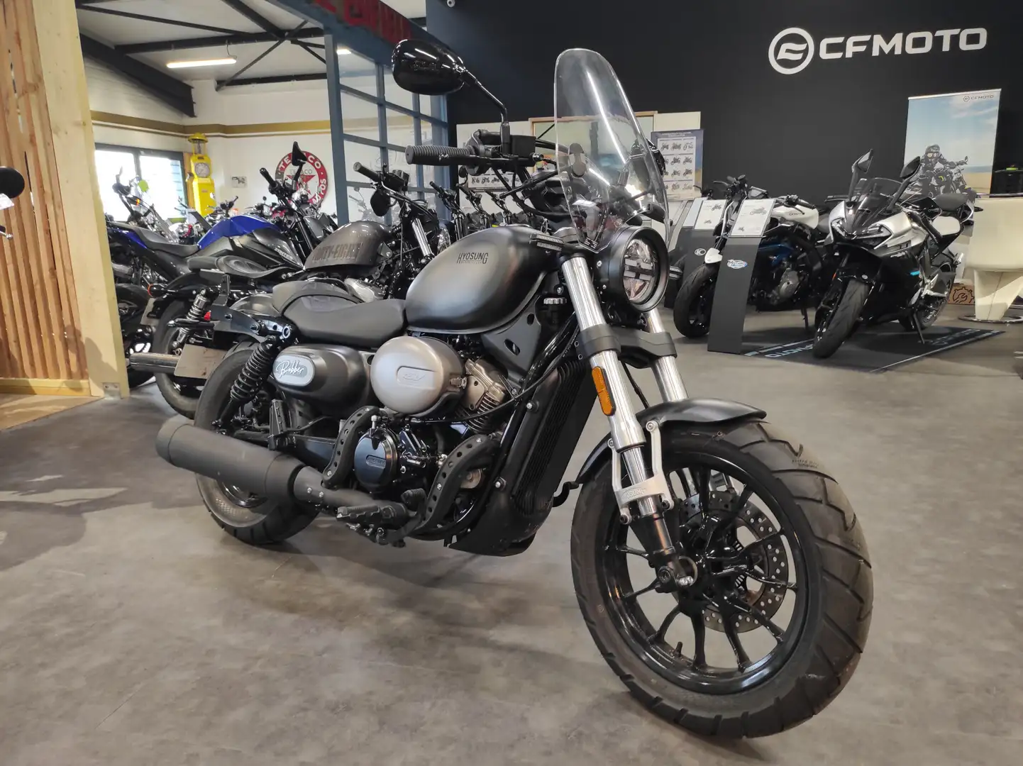 Hyosung GV 125 - 1