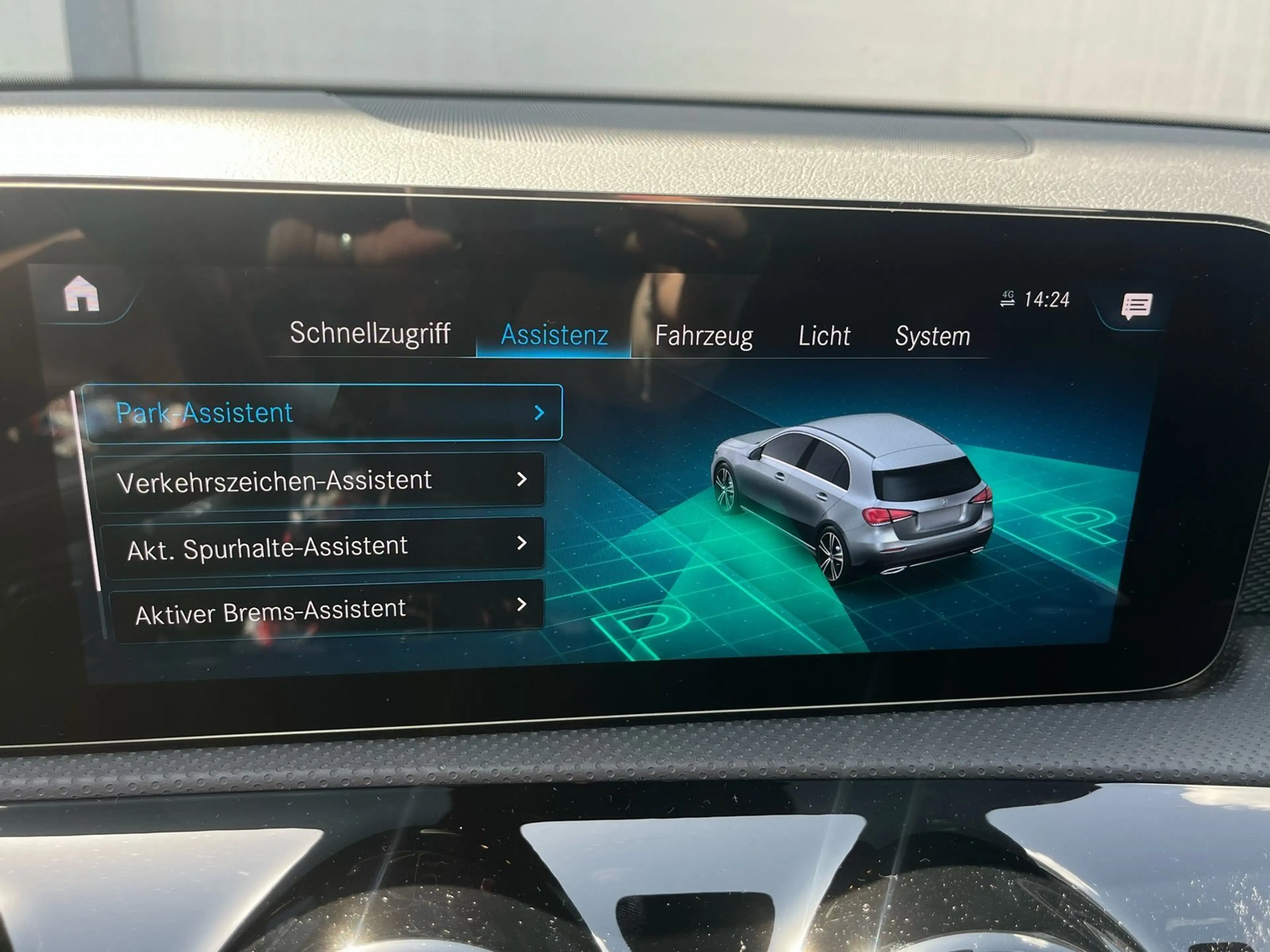 Mercedes-Benz A 180 Progressive 7G-DCT/Navi High/LED/Sitzhzg./ — photo 11