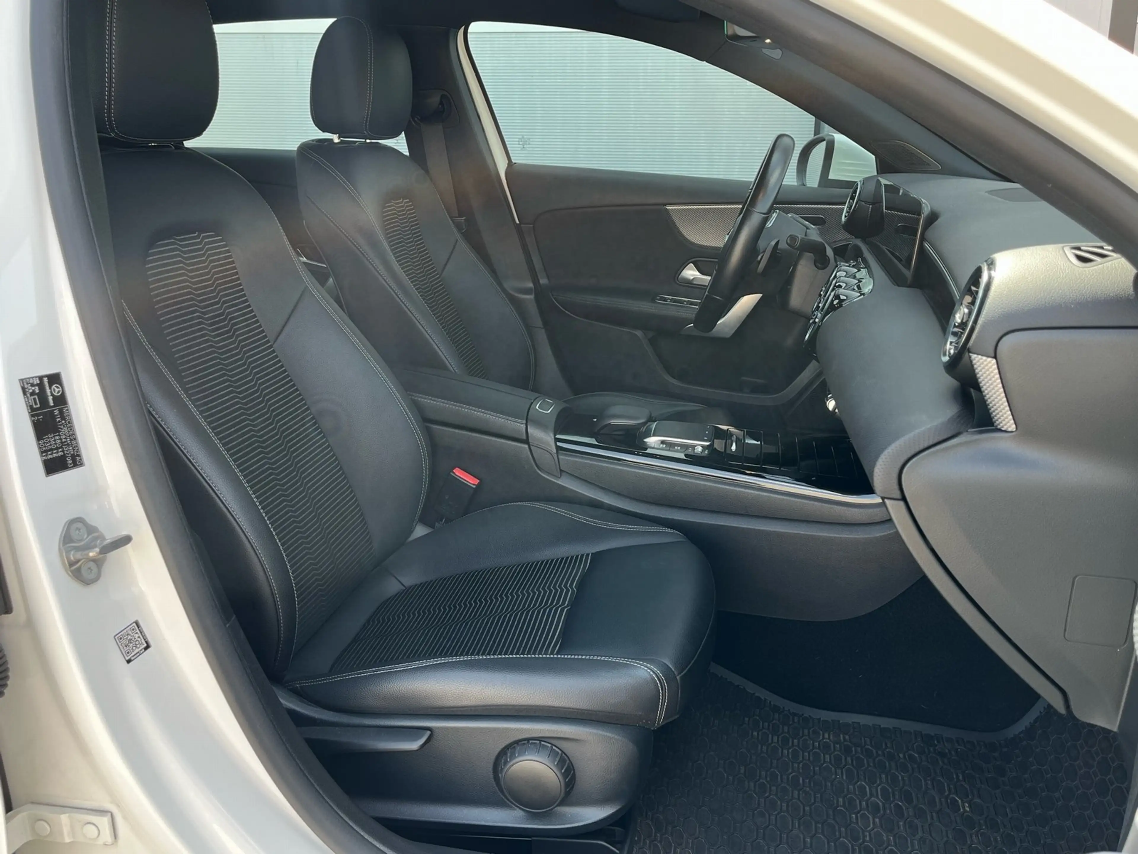 Mercedes-Benz A 180 Progressive 7G-DCT/Navi High/LED/Sitzhzg./ — photo 14