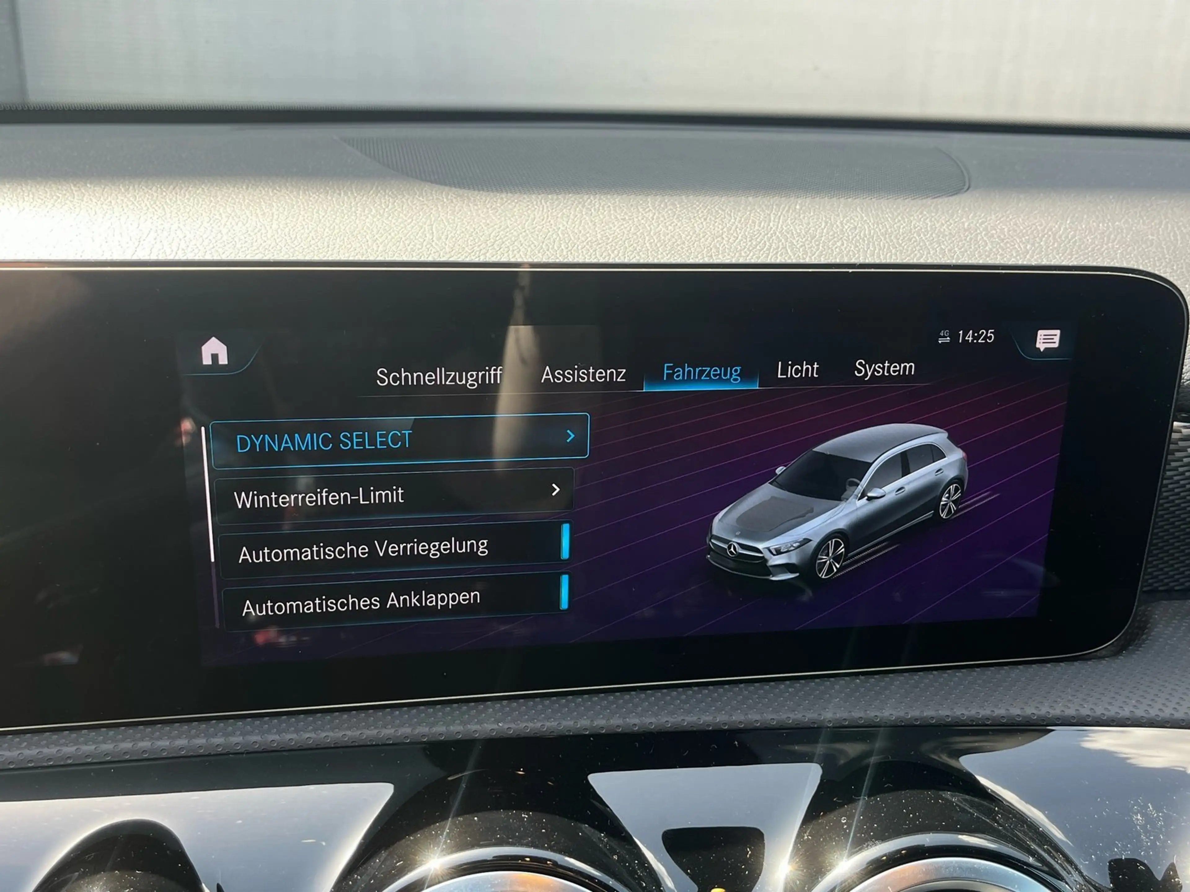 Mercedes-Benz A 180 Progressive 7G-DCT/Navi High/LED/Sitzhzg./ — photo 12