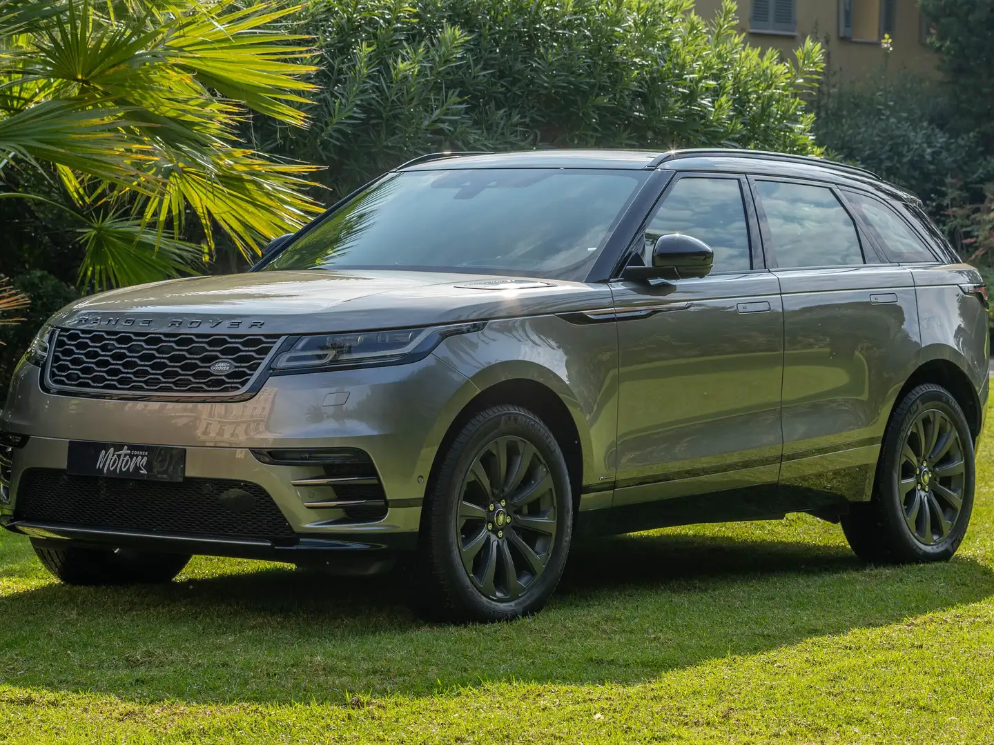 Land Rover Range Rover Velar Range Rover Velar 2.0L P300 BVA HSE R-Dynamic Grau - 1