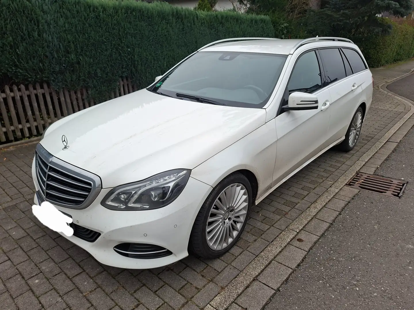 Mercedes-Benz E 300 E-Klasse T-Modell Diesel T BlueTEC Elegance Leder White - 1