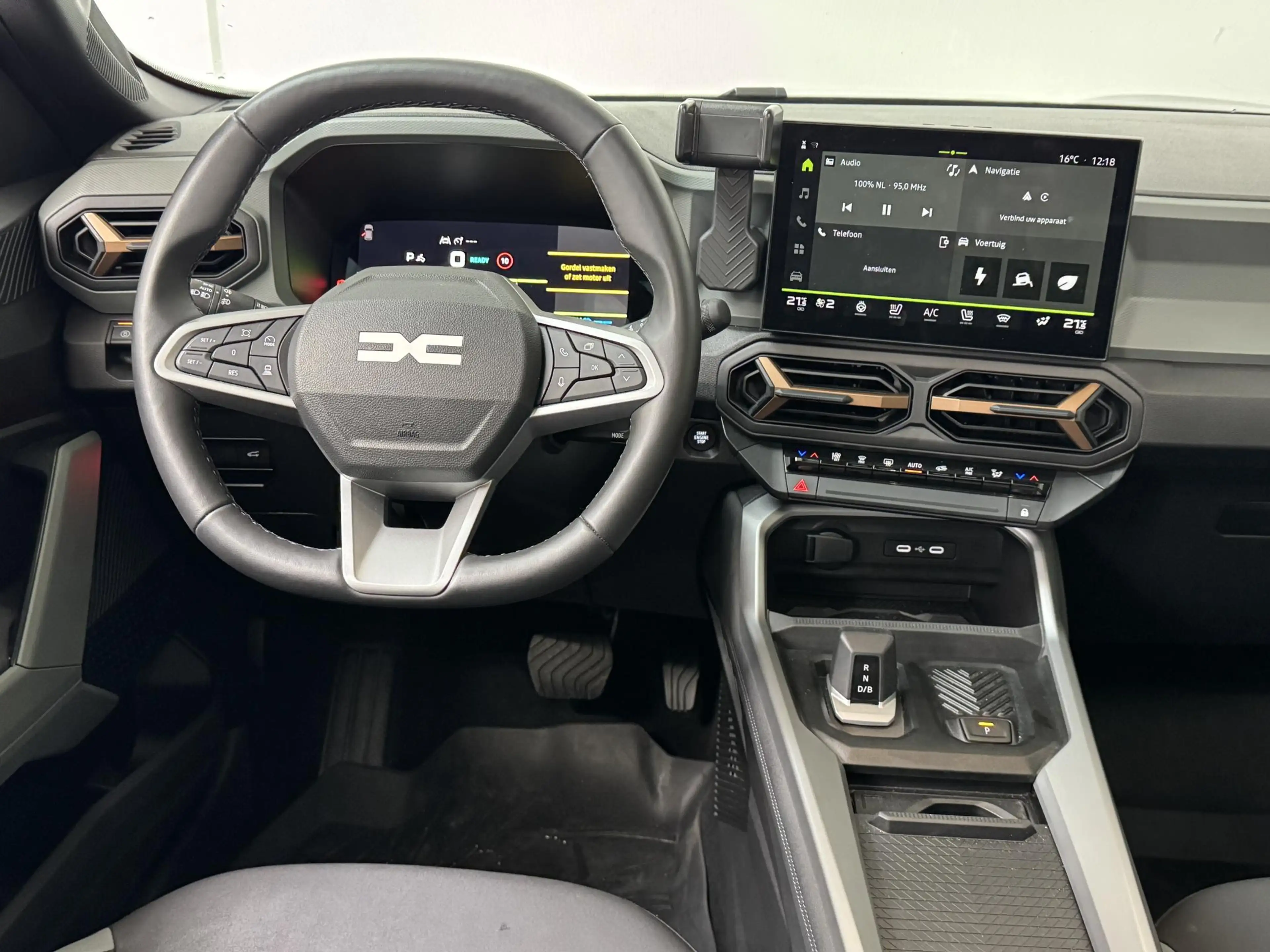 Dacia Bigster 1.8 Hybrid 155 Extreme | Panoramadak | Stoelverwar — photo 10