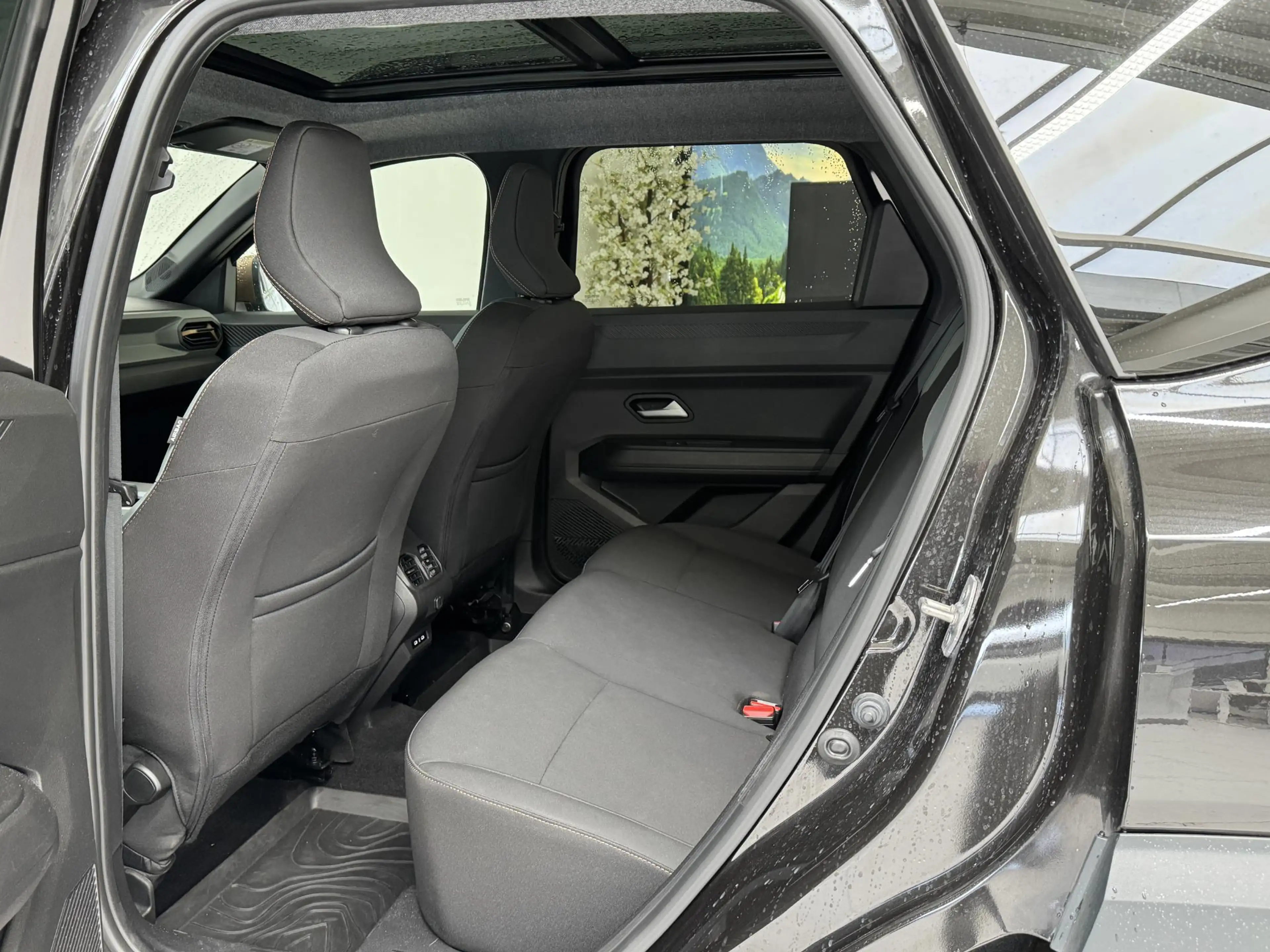 Dacia Bigster 1.8 Hybrid 155 Extreme | Panoramadak | Stoelverwar — photo 30