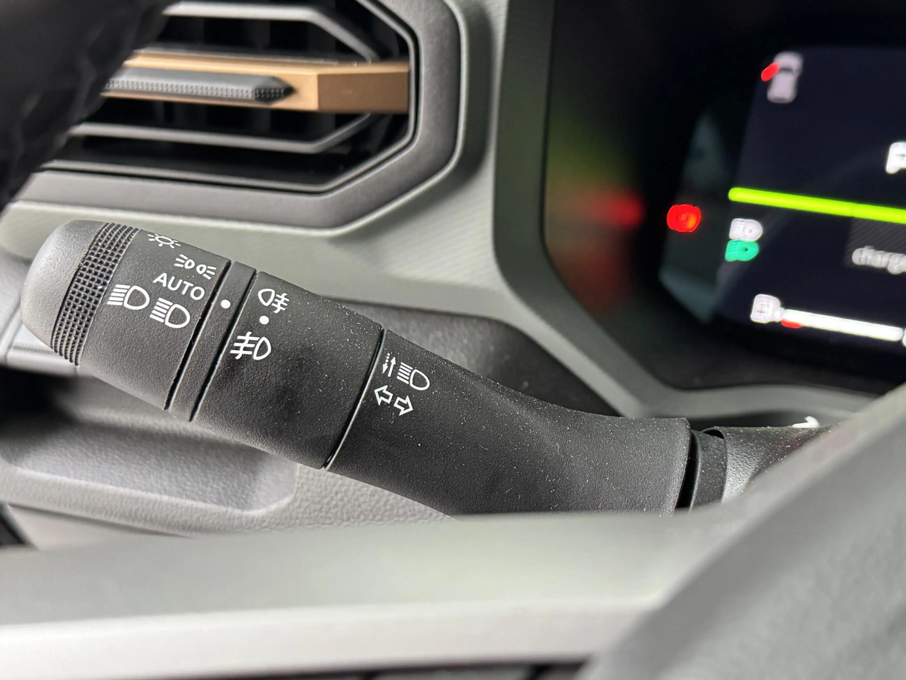 Dacia Bigster 1.8 Hybrid 155 Extreme | Panoramadak | Stoelverwar — photo 18