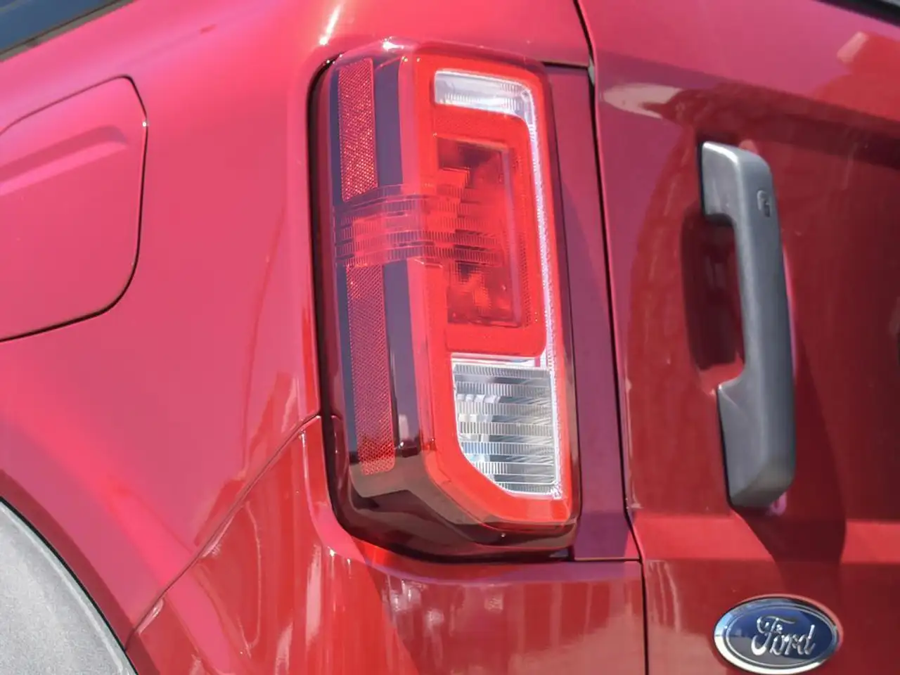 Ford Bronco снимка Ford Bronco