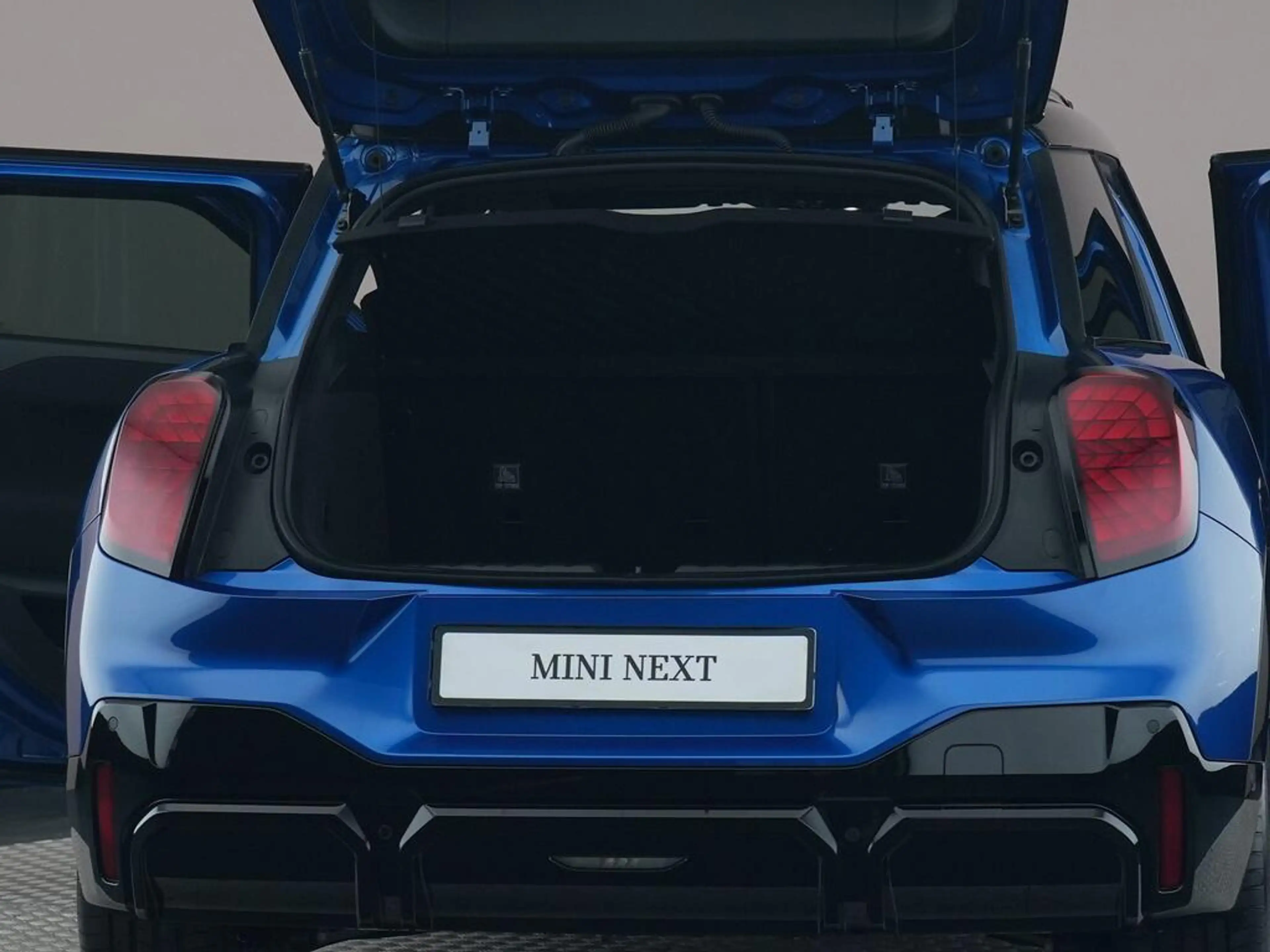 MINI Aceman SE John Cooper Works XL 54.2 kWh — photo 12