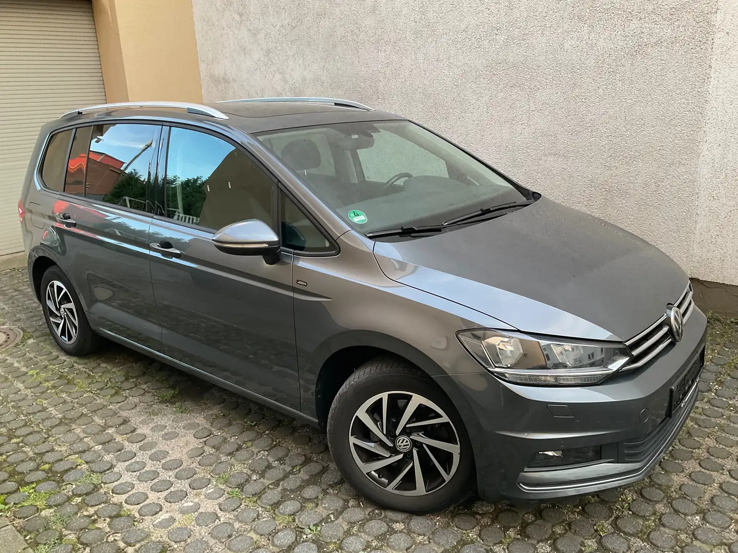 Volkswagen Touran 2,0 TDI,7-Sitzer,NAVI, PDC,AHK, Panorama Gris - 1