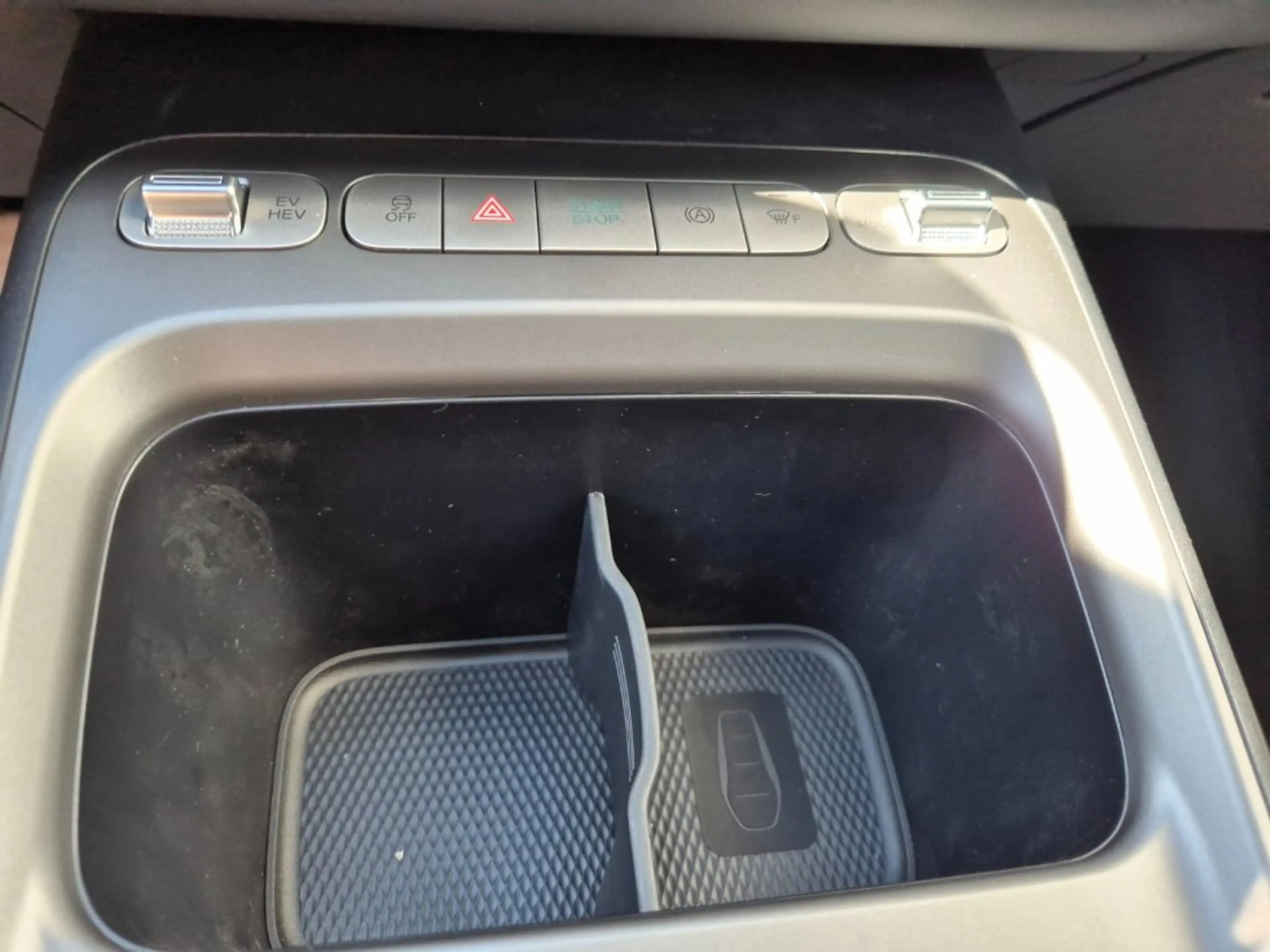 BYD Dolphin G DM-i Comfort — photo 12