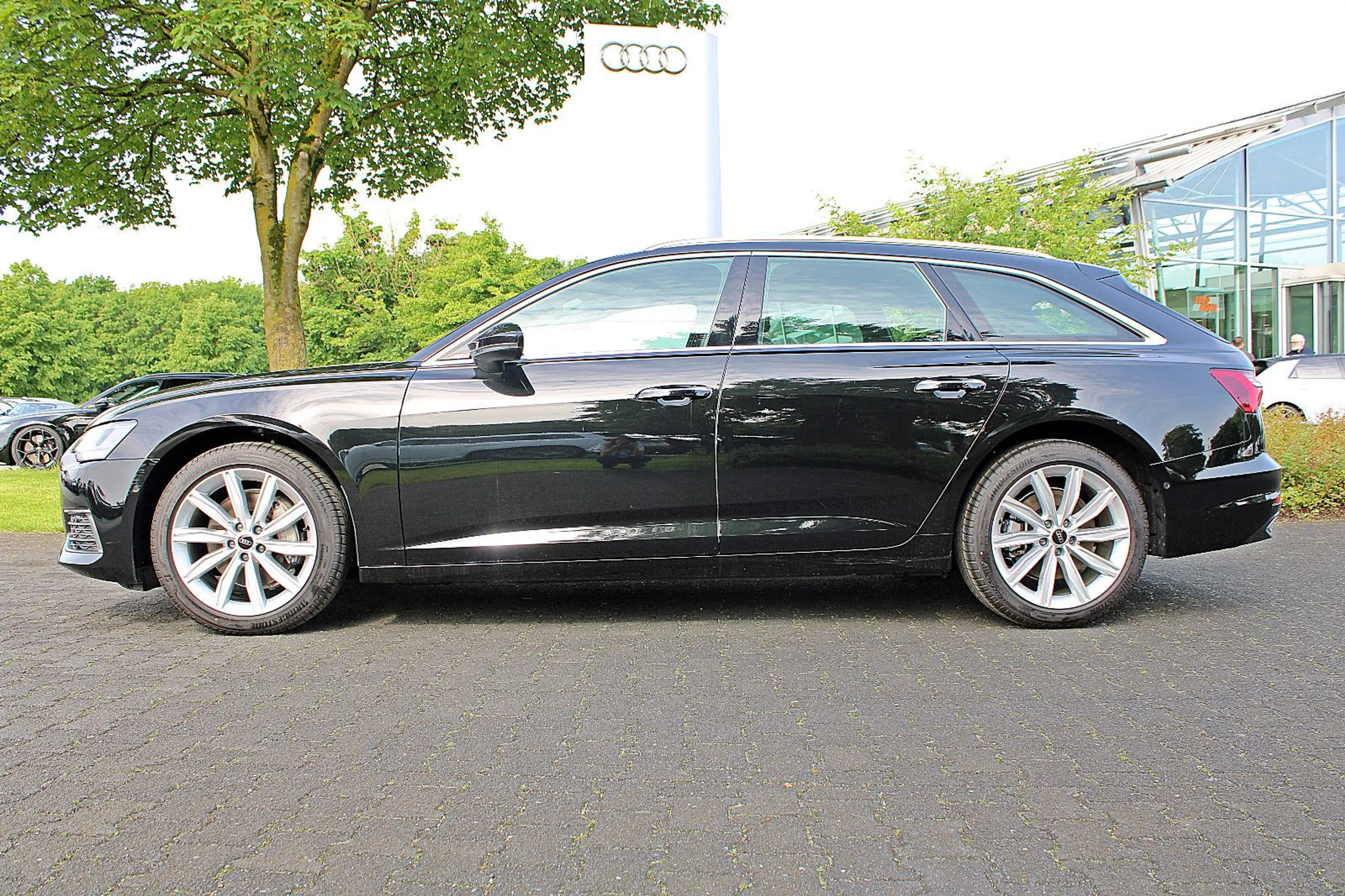 Audi A6 Avant 45TFSI qu. ACC PANO LEDER KAMERA MEMORY — photo 4