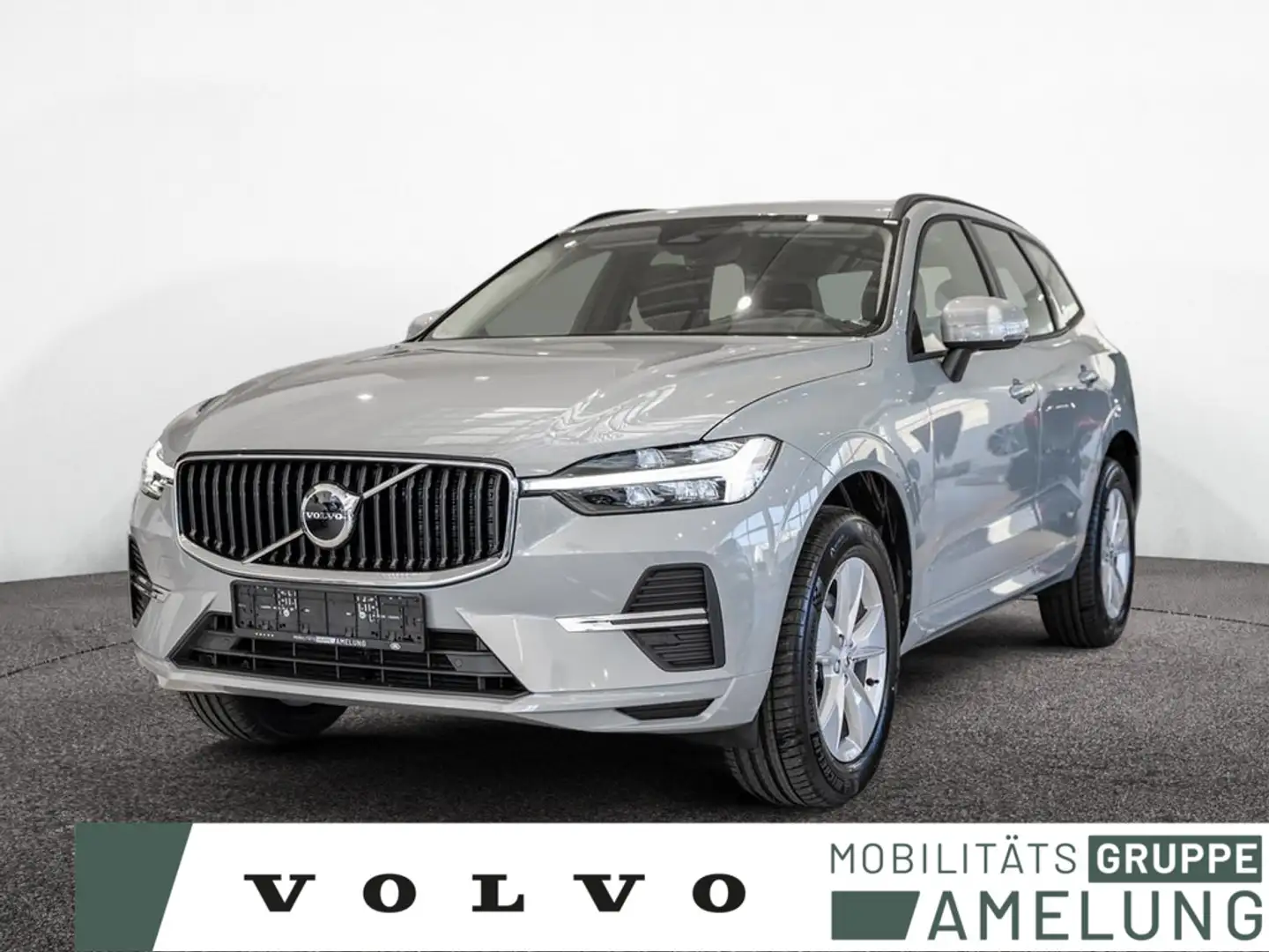 Volvo XC60 B5 AWD Essential W-LAN AHK LED FACEL. Grau - 1