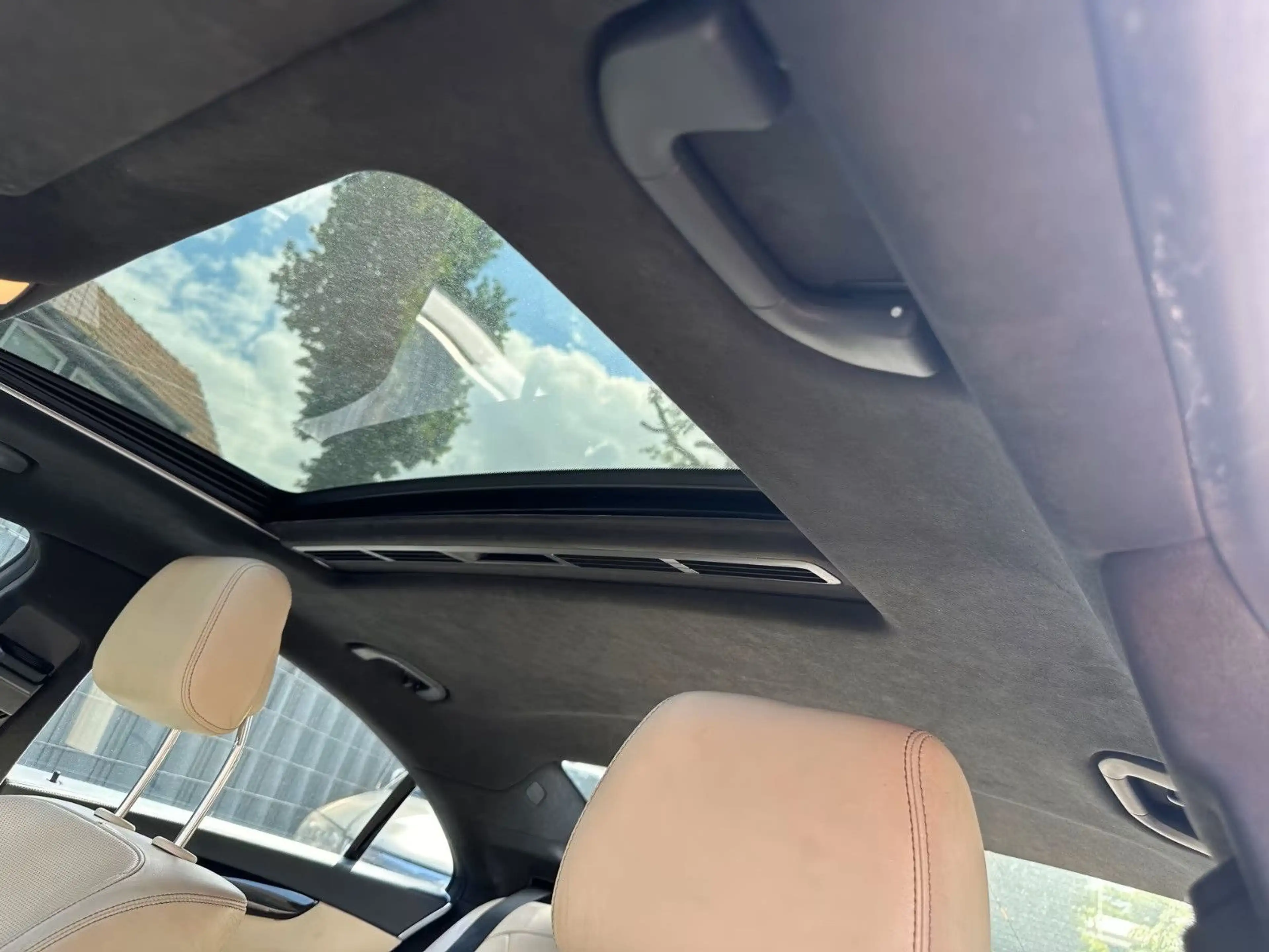 Mercedes-Benz CLS 500 4Matic+AMG Paket+Voll+Facelift+2.Hand — photo 8