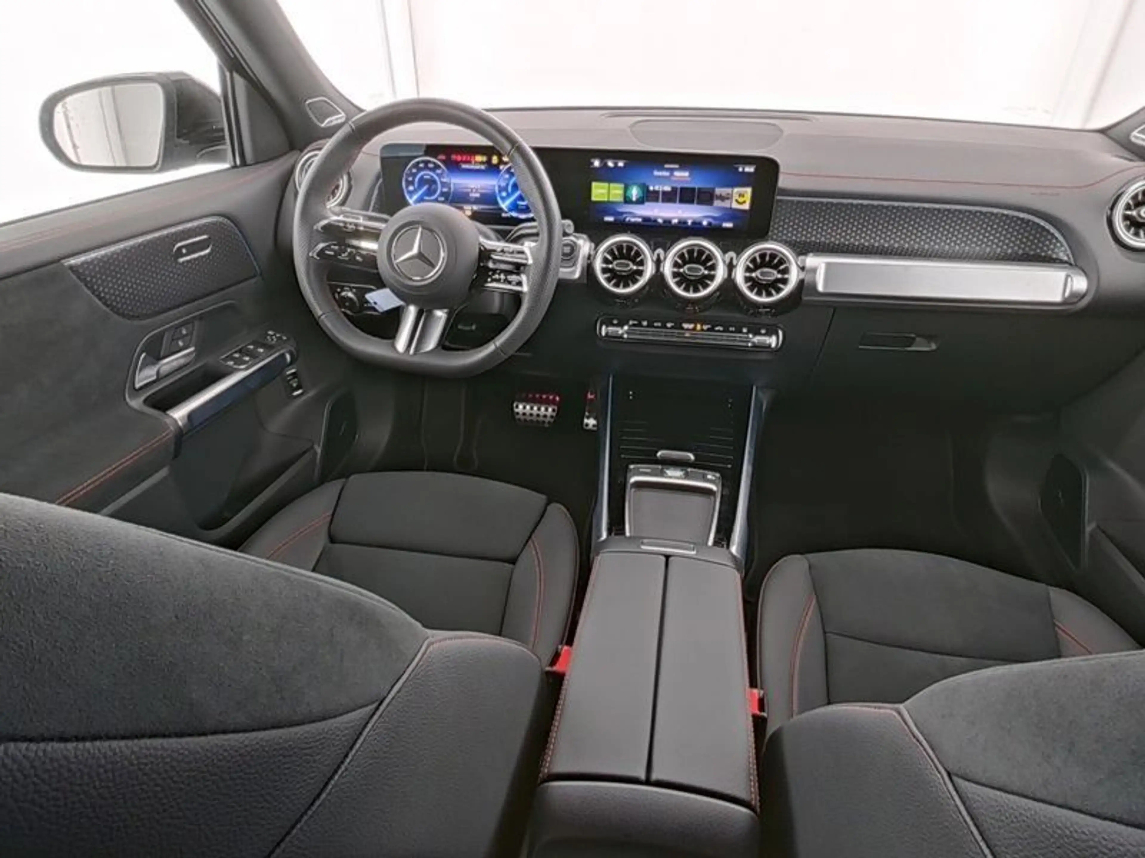 Mercedes-Benz EQB 350 4M AMG-ADV NIGHT 360°BURMEST DISTR WINTE — photo 7