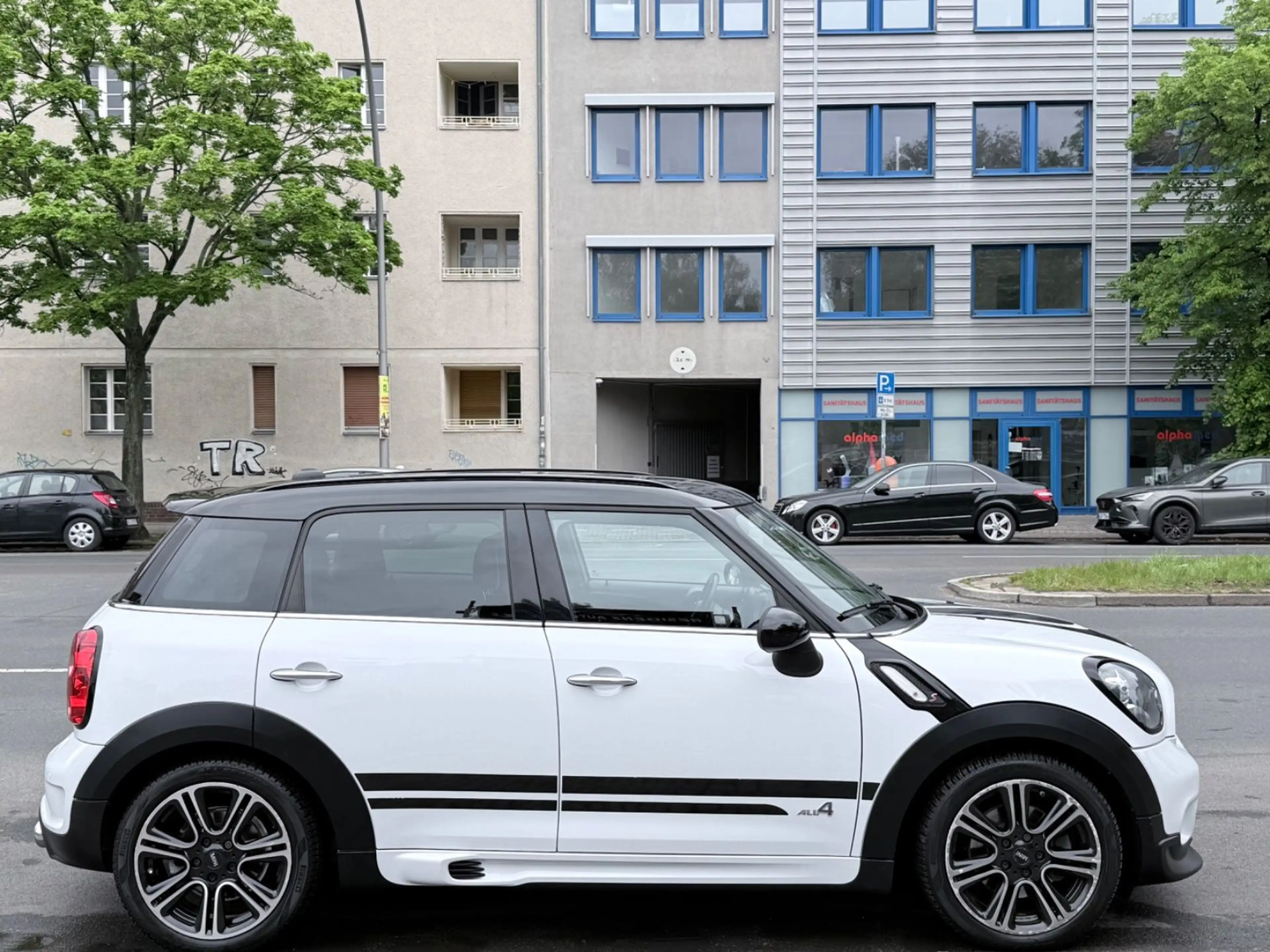 MINI Cooper S Countryman COUNTRYMAN S COOPER S ALL4+NAVI+XENON+LEDER+SHZ+ — photo 5