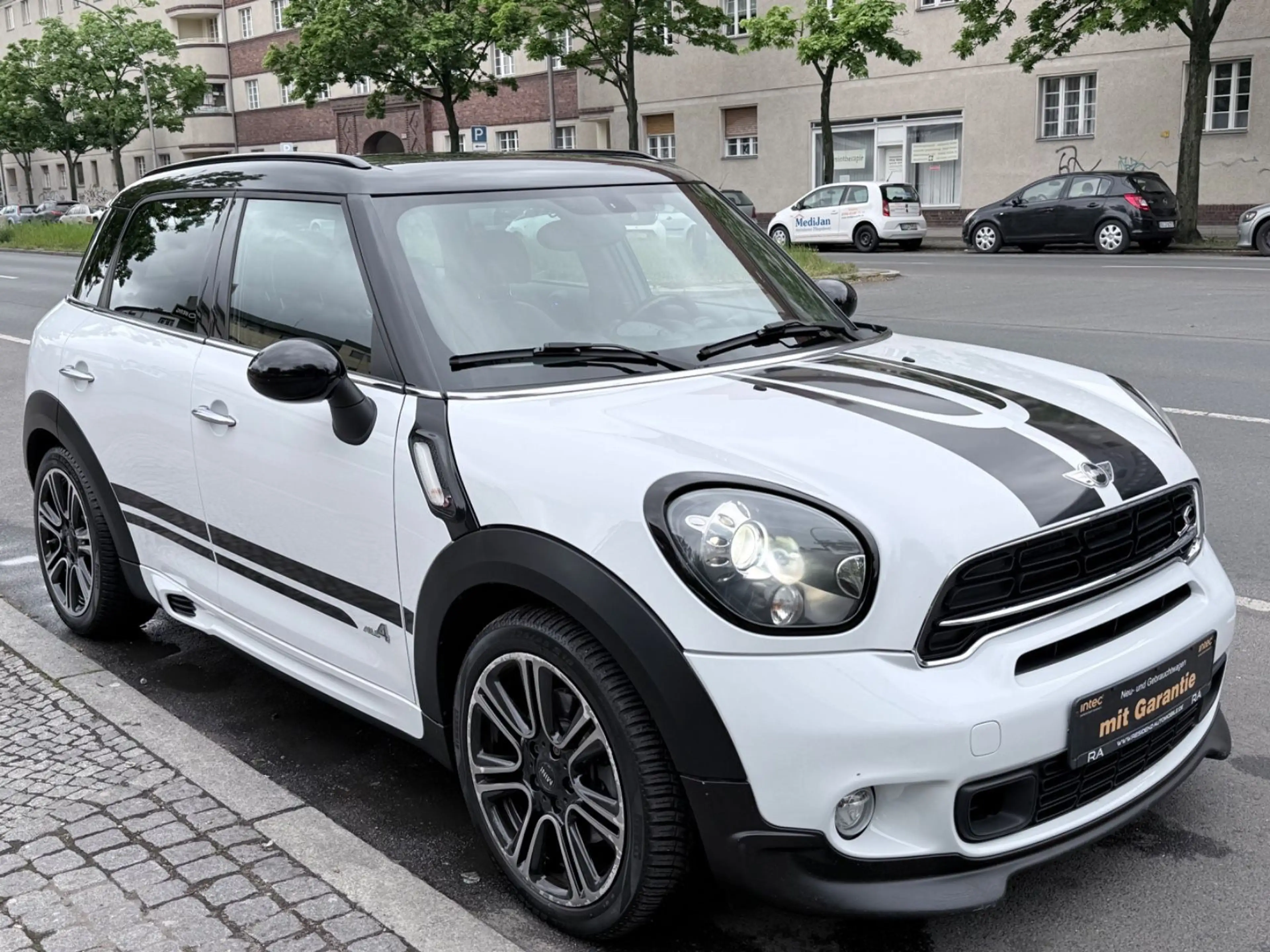 MINI Cooper S Countryman COUNTRYMAN S COOPER S ALL4+NAVI+XENON+LEDER+SHZ+ — photo 3