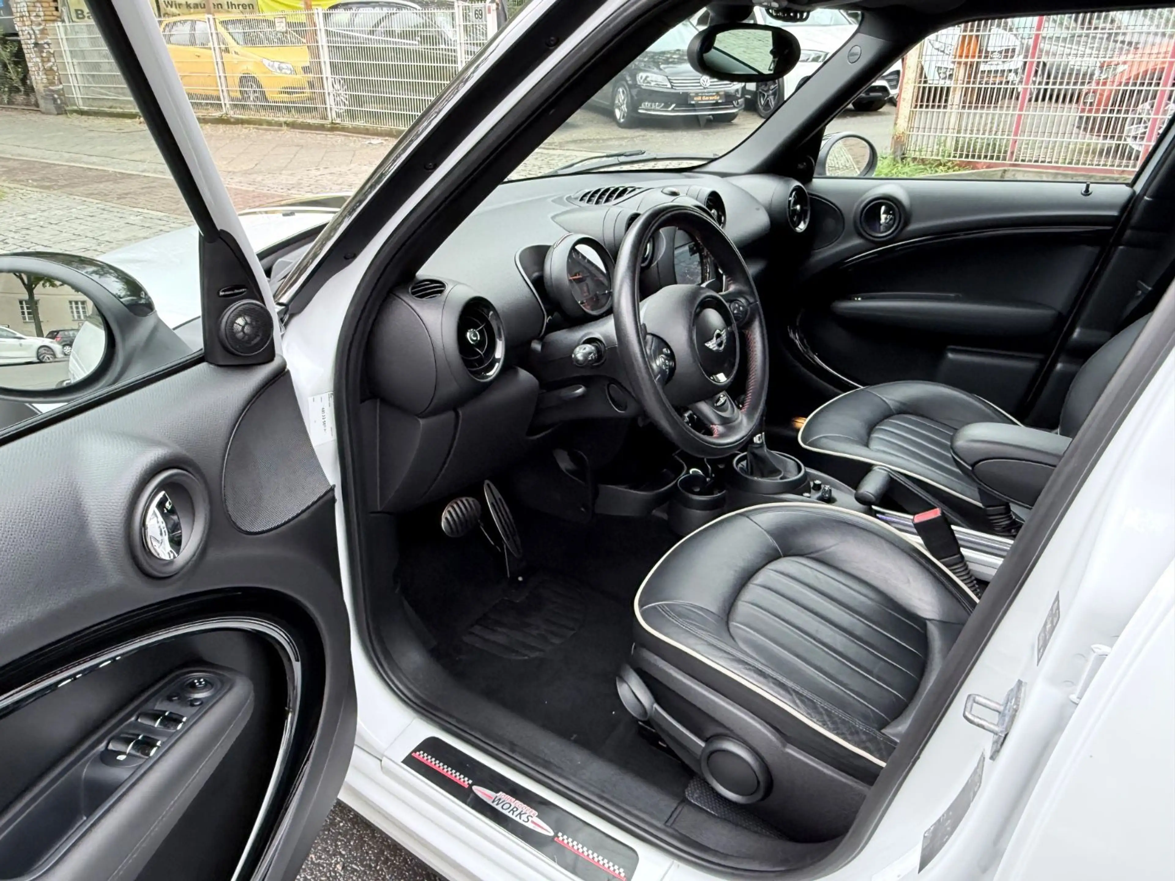 MINI Cooper S Countryman COUNTRYMAN S COOPER S ALL4+NAVI+XENON+LEDER+SHZ+ — photo 9