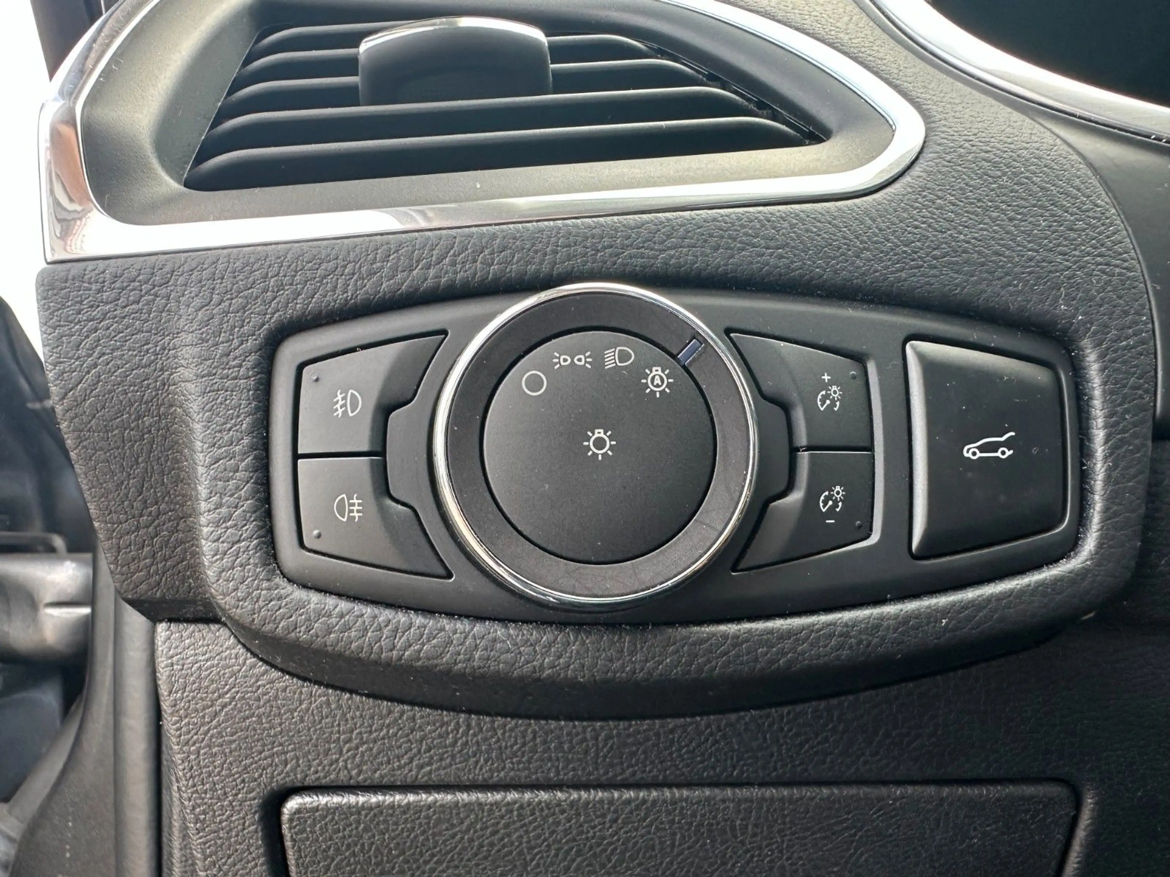 Ford S-Max Titanium/2.HD./AUTOM./AHK./TEMPO./NAVI./ — photo 9