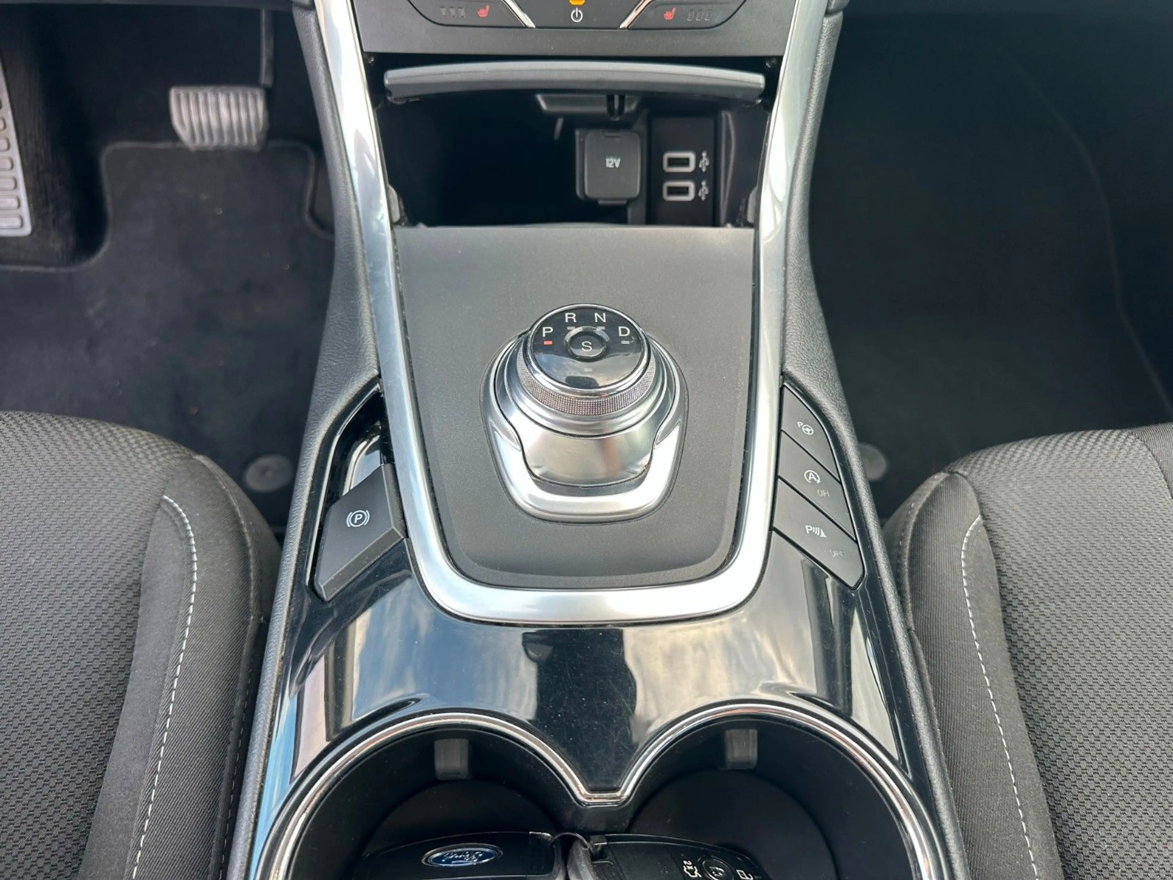 Ford S-Max Titanium/2.HD./AUTOM./AHK./TEMPO./NAVI./ — photo 14