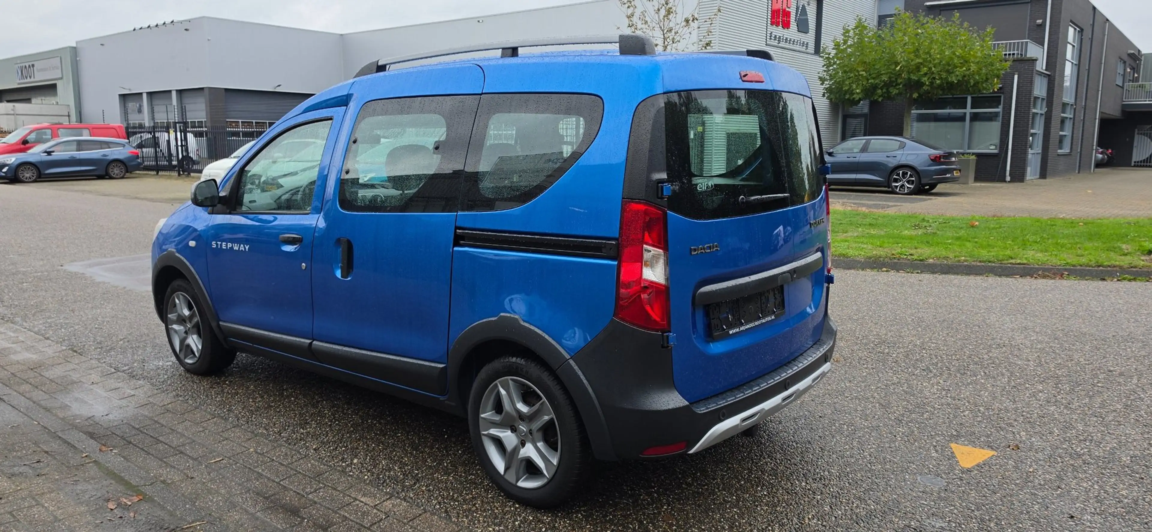 Dacia Dokker 1.6 102PK Stepway Airco Navi Cruise Trekhaak Deale — photo 4