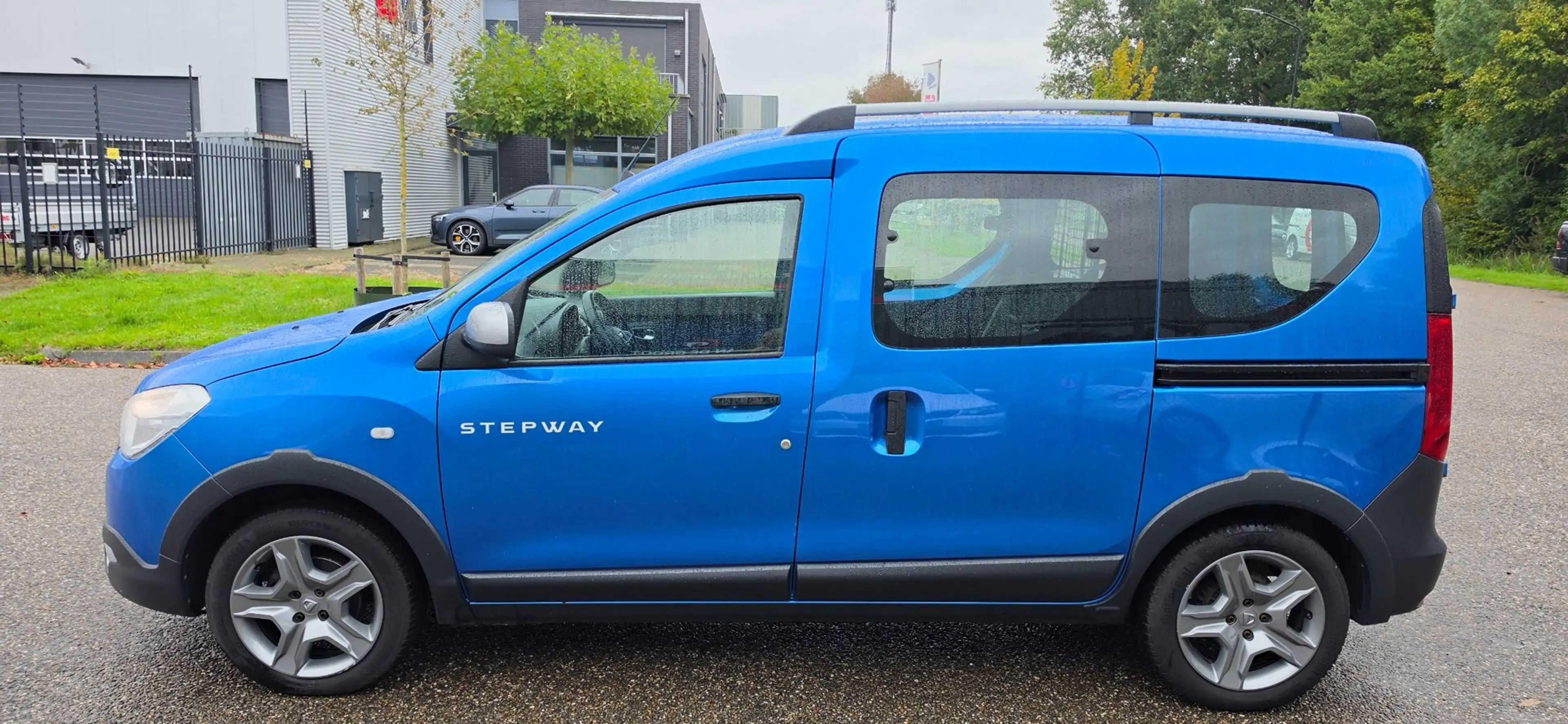 Dacia Dokker 1.6 102PK Stepway Airco Navi Cruise Trekhaak Deale — photo 2