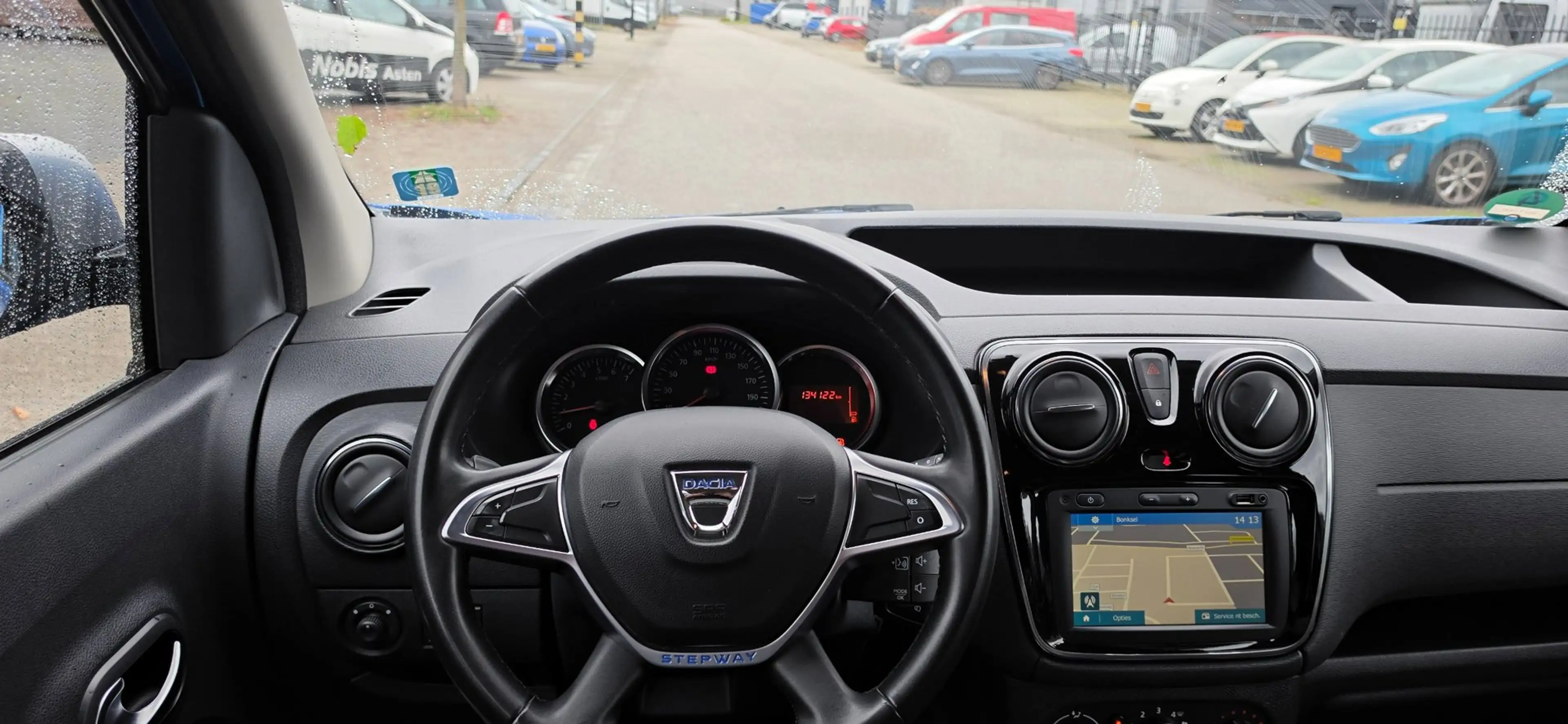 Dacia Dokker 1.6 102PK Stepway Airco Navi Cruise Trekhaak Deale — photo 9