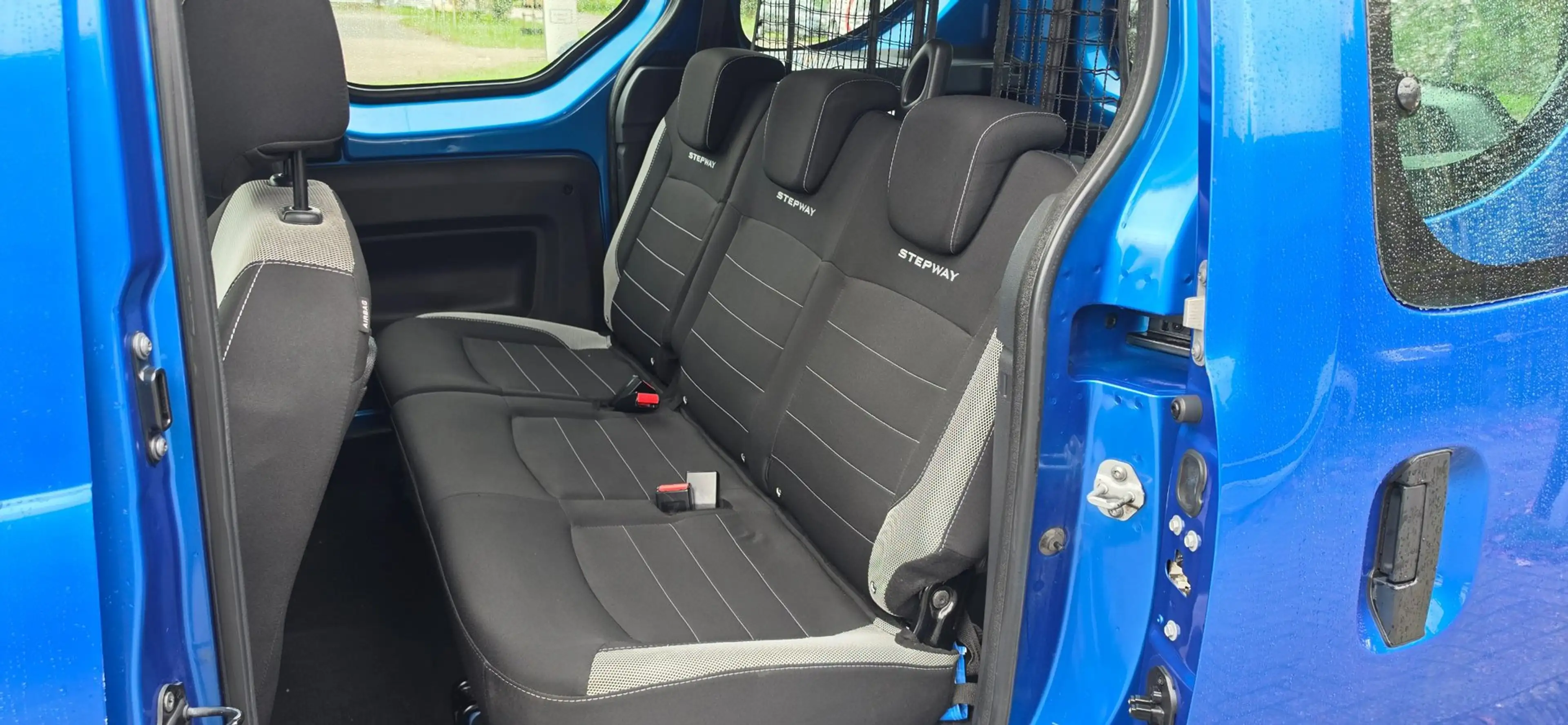 Dacia Dokker 1.6 102PK Stepway Airco Navi Cruise Trekhaak Deale — photo 11