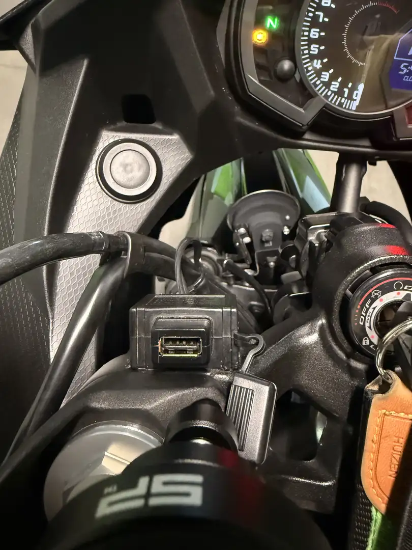 Kawasaki Ninja 400 performance Zwart - 2