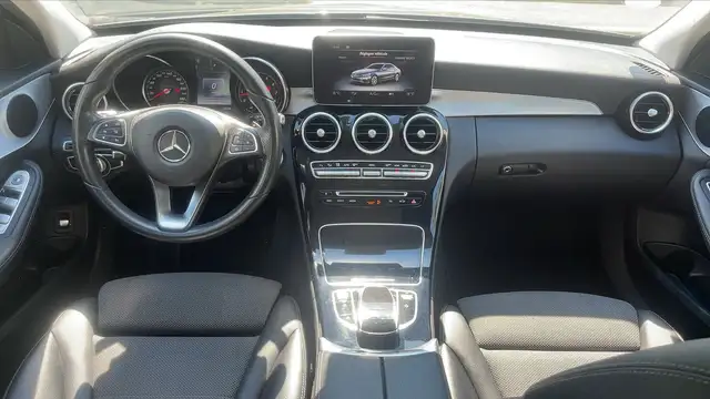 Mercedes-Benz C-Class view 11