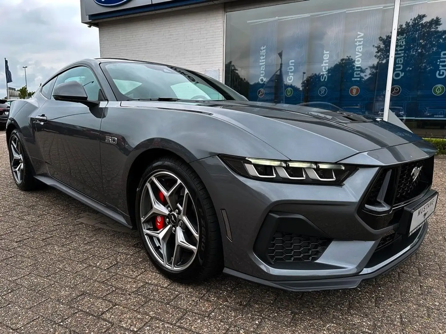 Ford Mustang Fastback 5.0 V8 GT LED+BLIS+Sync4+RFK Grau - 2