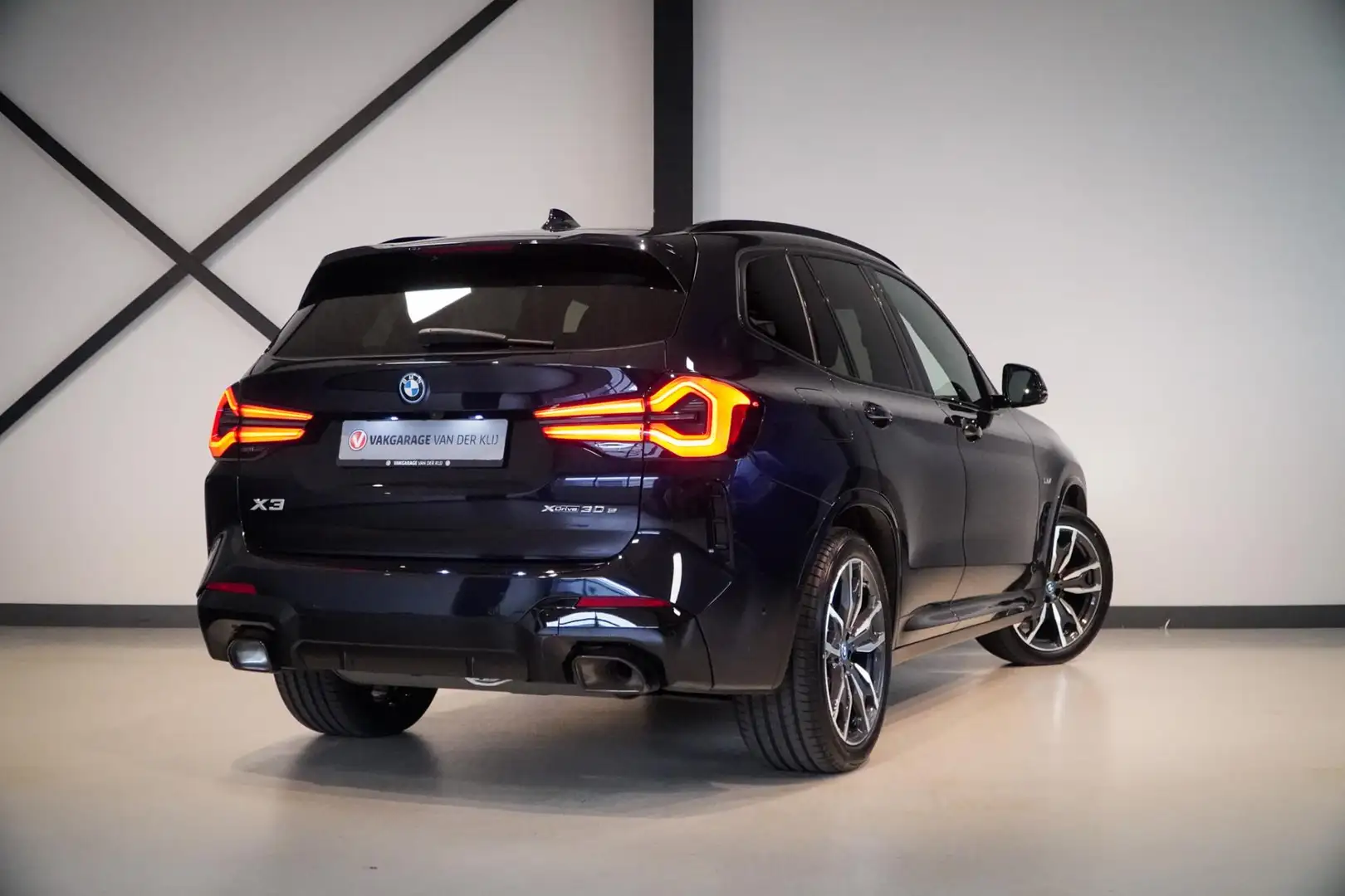 BMW X3 XDrive30e M-Sport | Panorama | Stoelvent. | Trekha Schwarz - 2