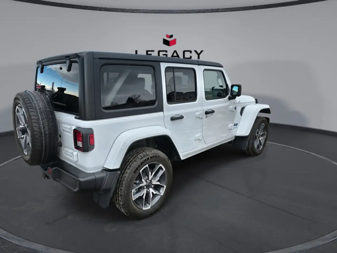 Jeep Wrangler снимка Jeep Wrangler