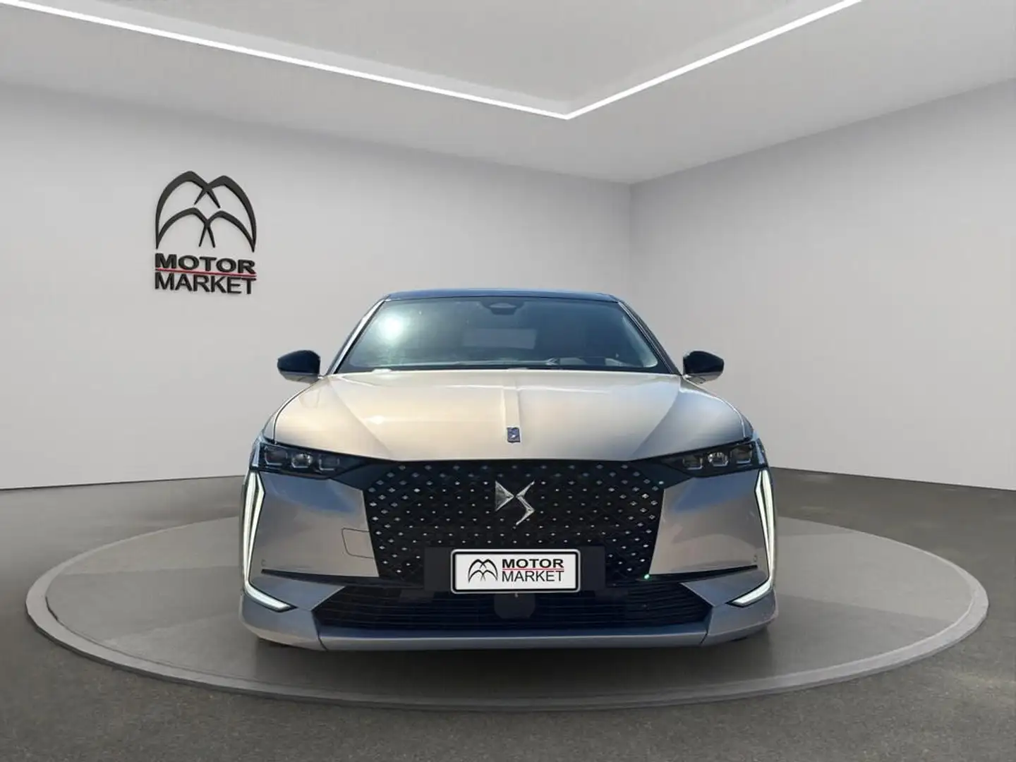 DS Automobiles DS 4 1.5 bluehdi Esprit de Voyage 130cv auto Grau - 2