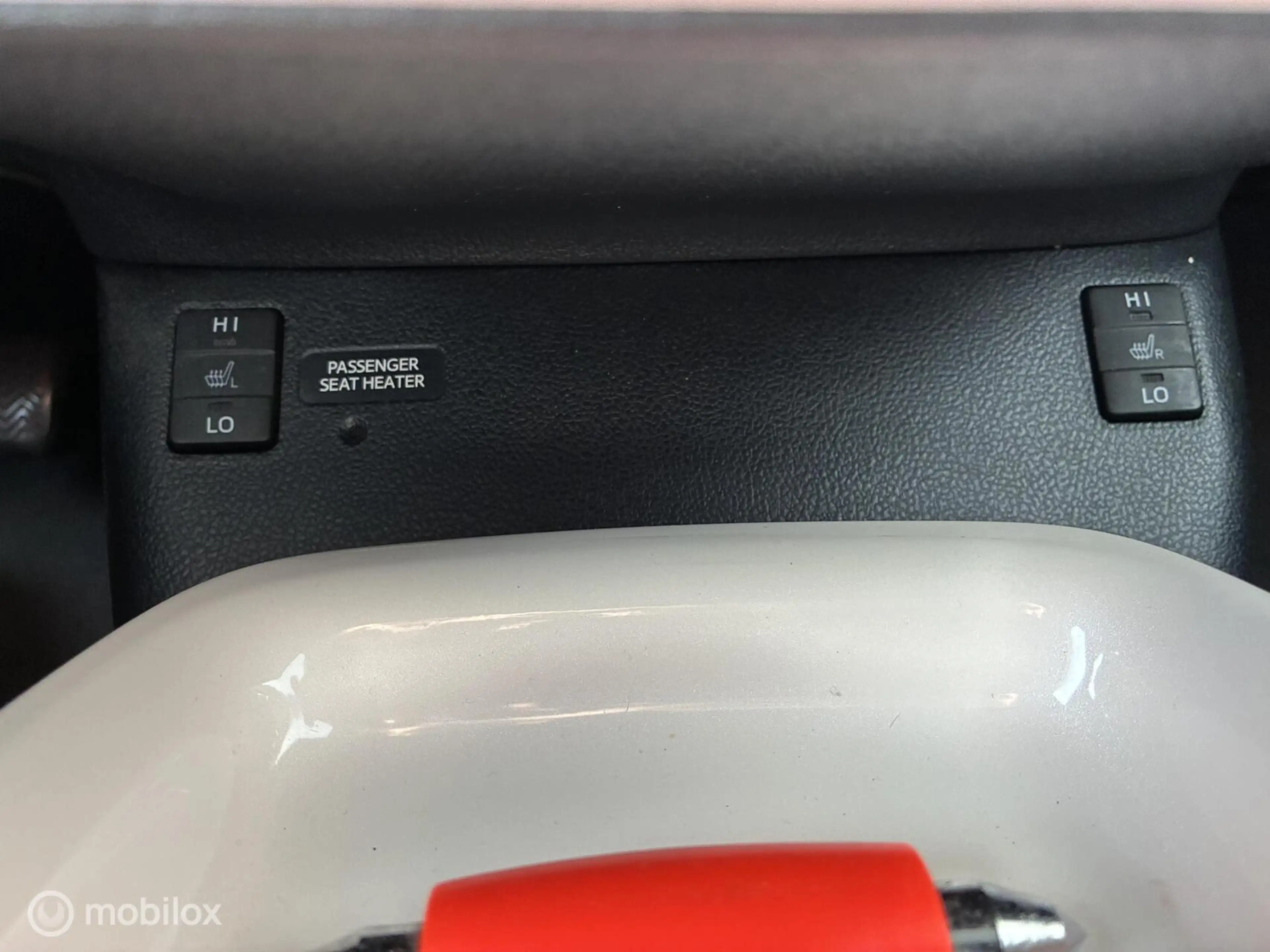 Toyota Prius 1.8 Dynamic | Hybrid | HUD | Navigatie | Lane Keep — photo 29