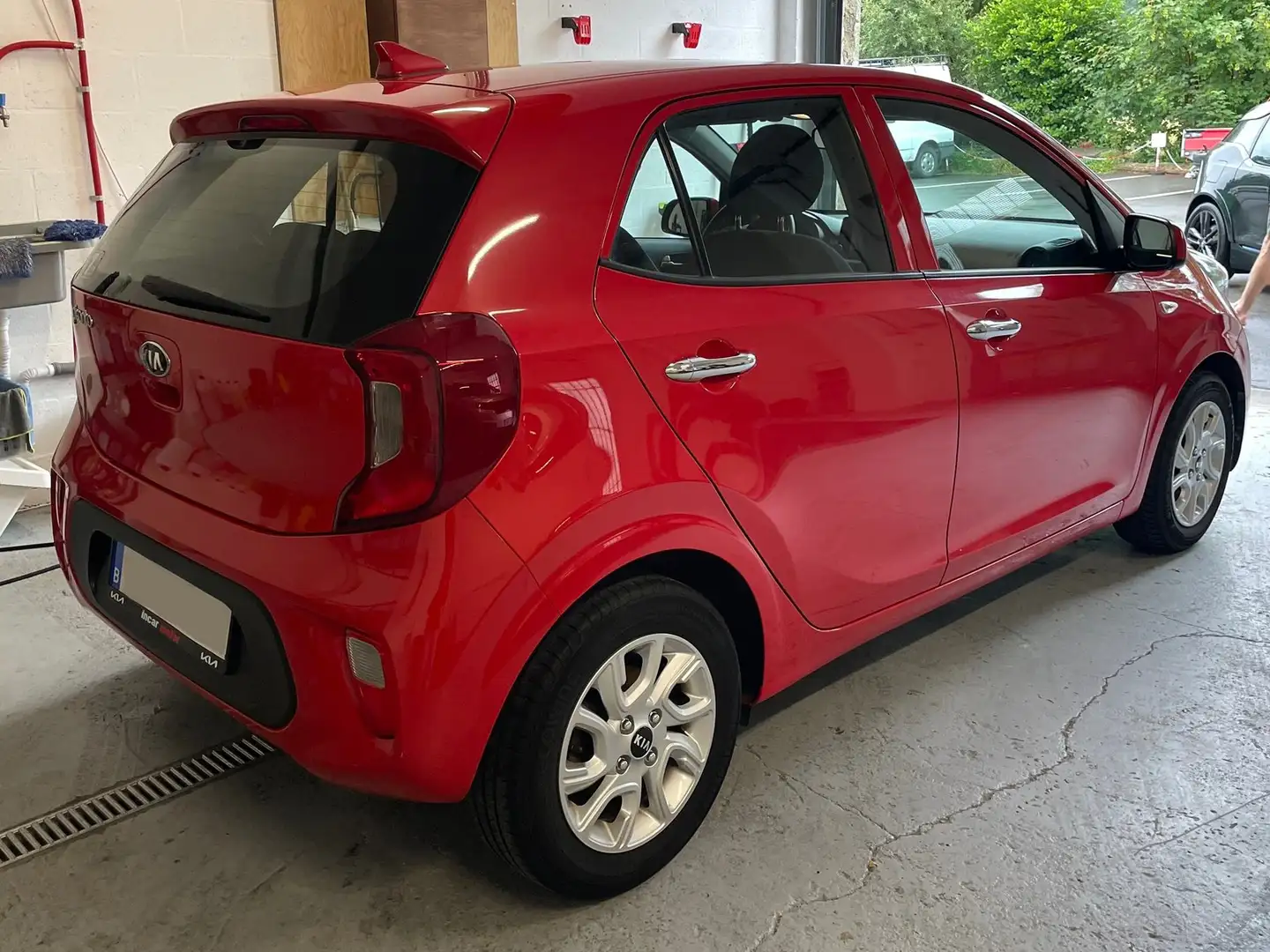 Kia Picanto Picanto 1.0i Fusion Rood - 2