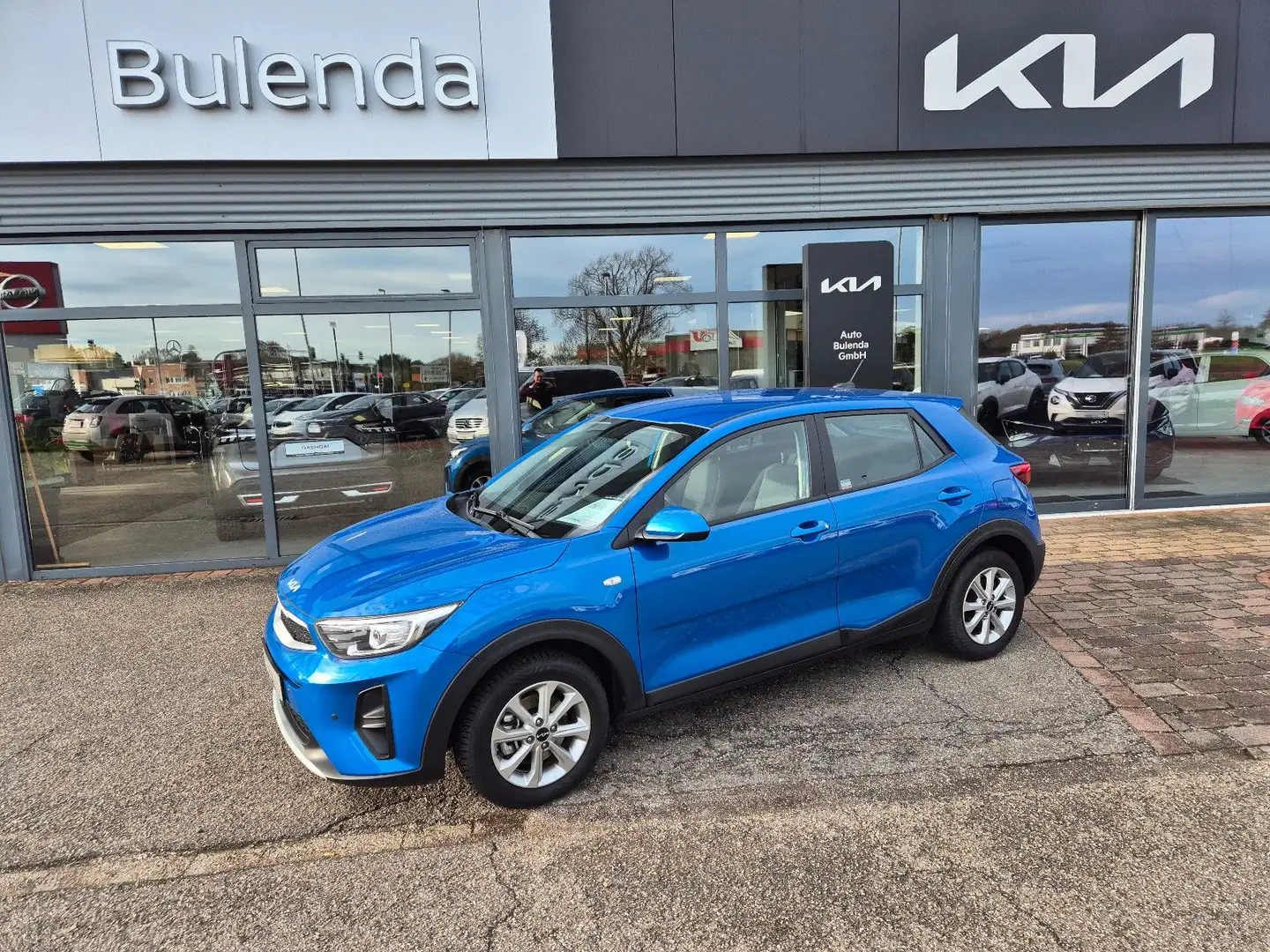 Kia Stonic 1.0 T-GDI Edition 7 SHZ PDC CarPlay Blau - 1