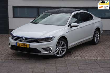 Volkswagen Passat 1.4 TSI GTE Highline
