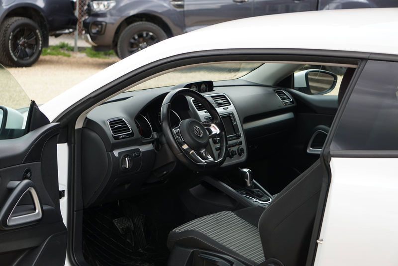 Volkswagen Scirocco 2.0 TSI DSG6 BI-XENON PDC CLIMTRONIC CARNET COMPLET — photo 7
