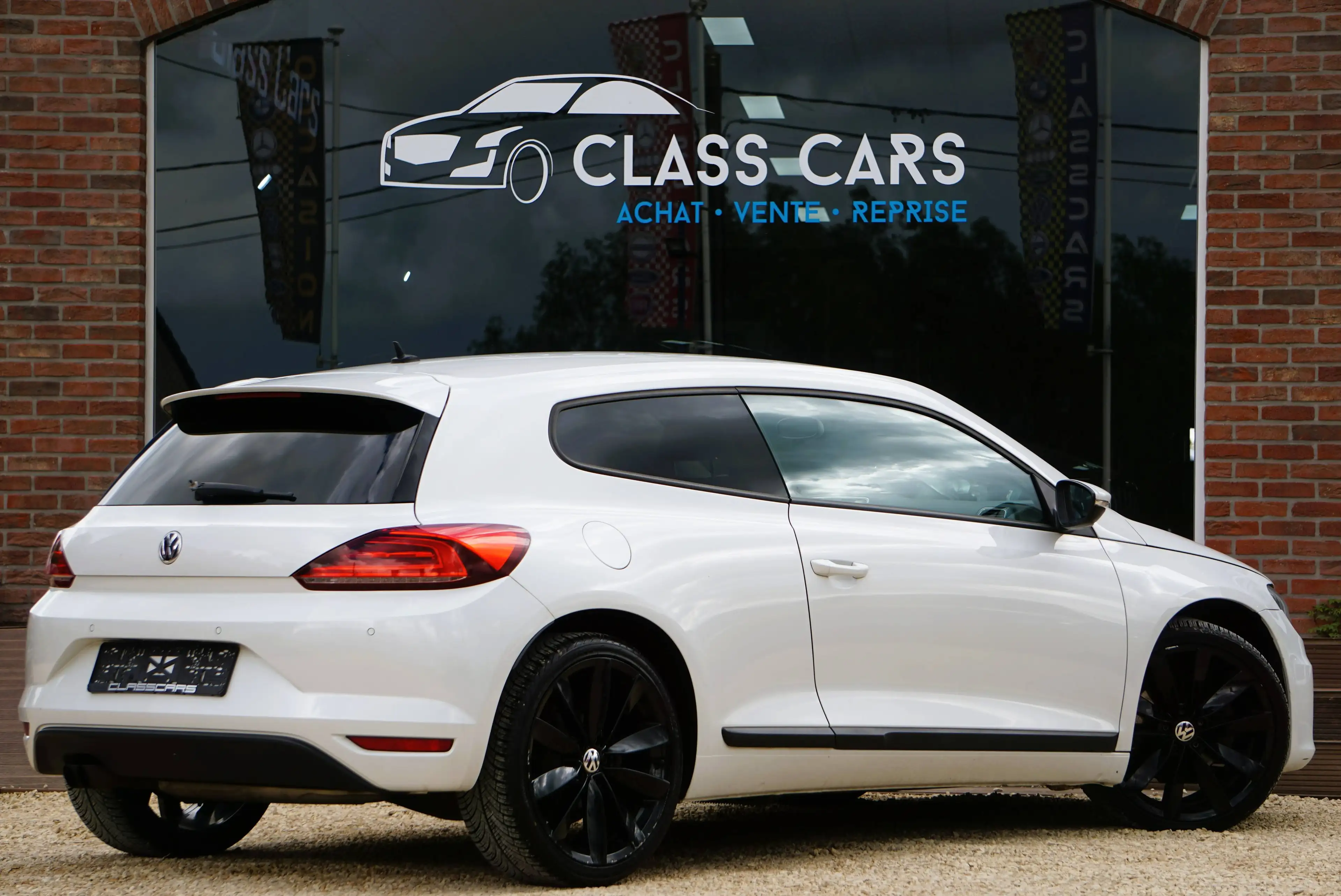 Volkswagen Scirocco 2.0 TSI DSG6 BI-XENON PDC CLIMTRONIC CARNET COMPLET — photo 3