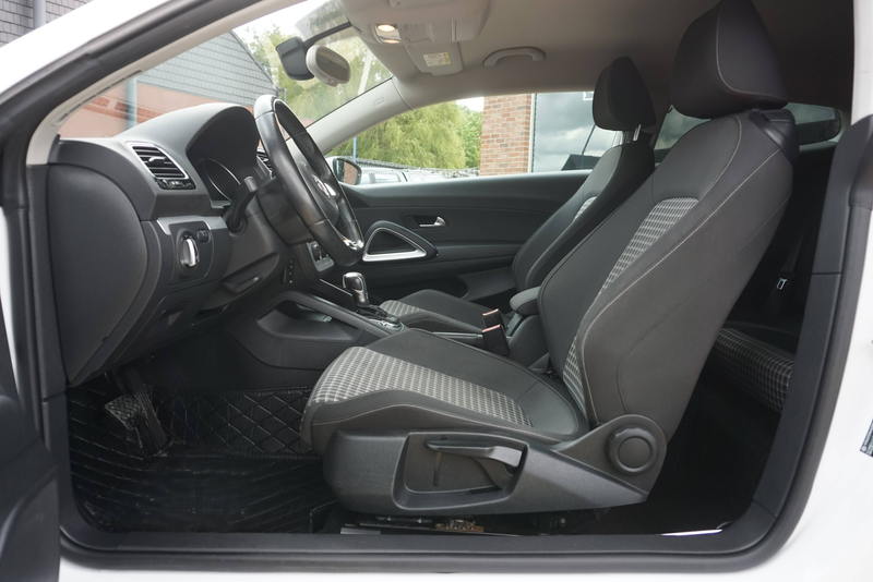 Volkswagen Scirocco 2.0 TSI DSG6 BI-XENON PDC CLIMTRONIC CARNET COMPLET — photo 9