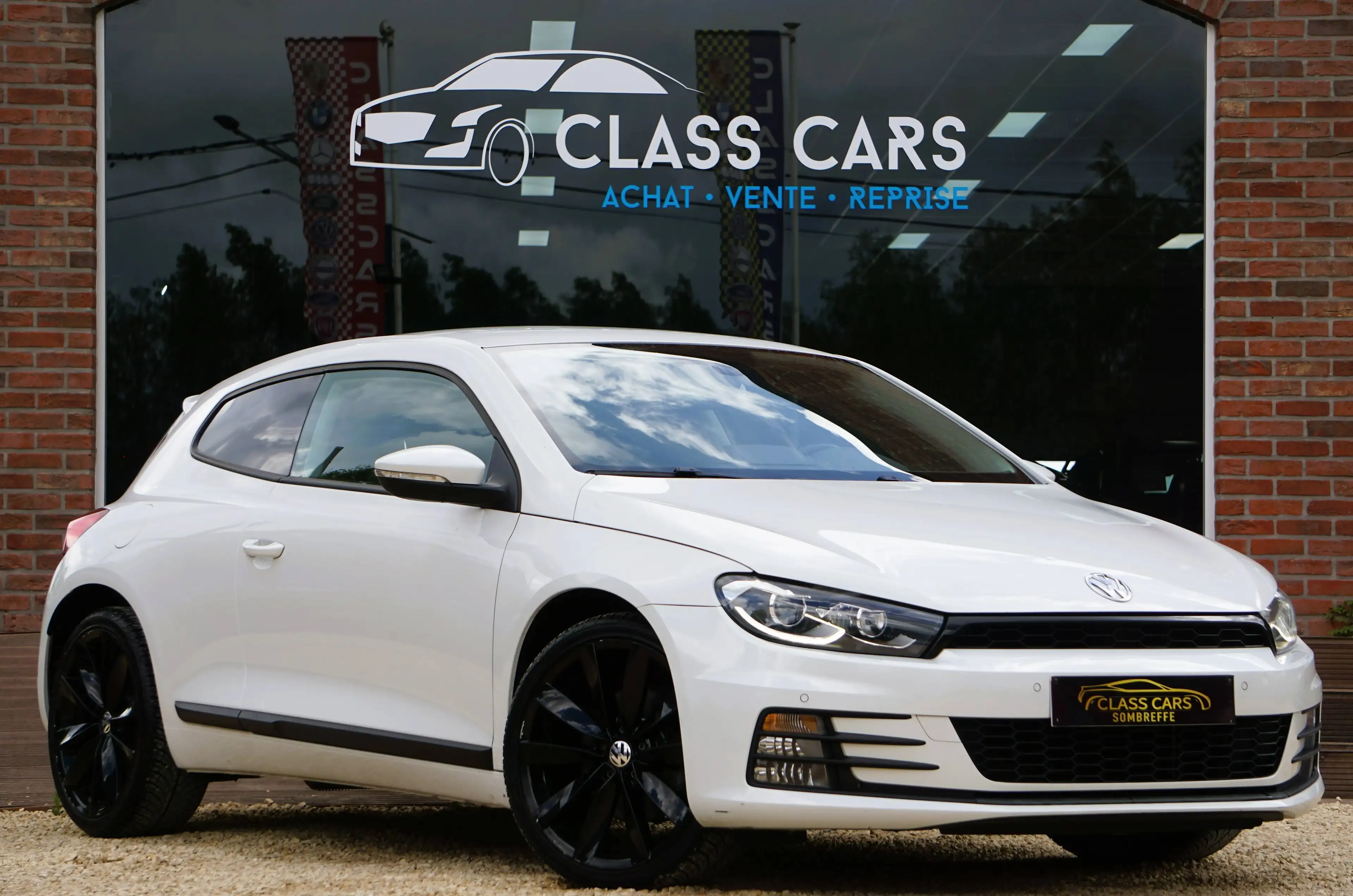Volkswagen Scirocco 2.0 TSI DSG6 BI-XENON PDC CLIMTRONIC CARNET COMPLET — photo 2