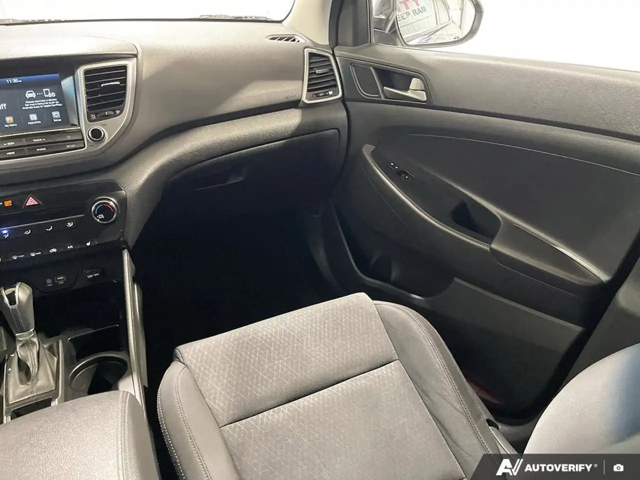 Hyundai TUCSON снимка Hyundai TUCSON