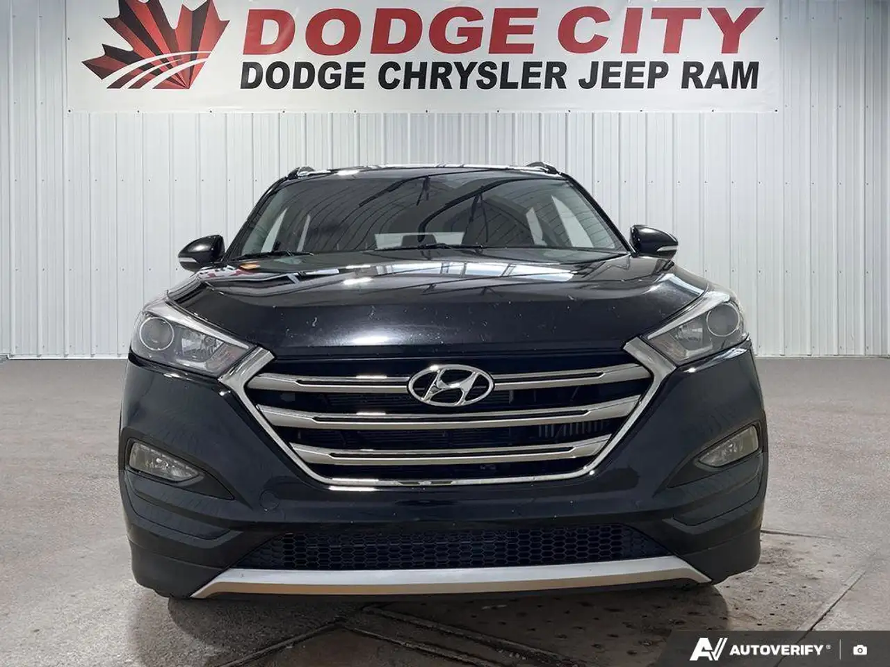 Hyundai TUCSON снимка Hyundai TUCSON