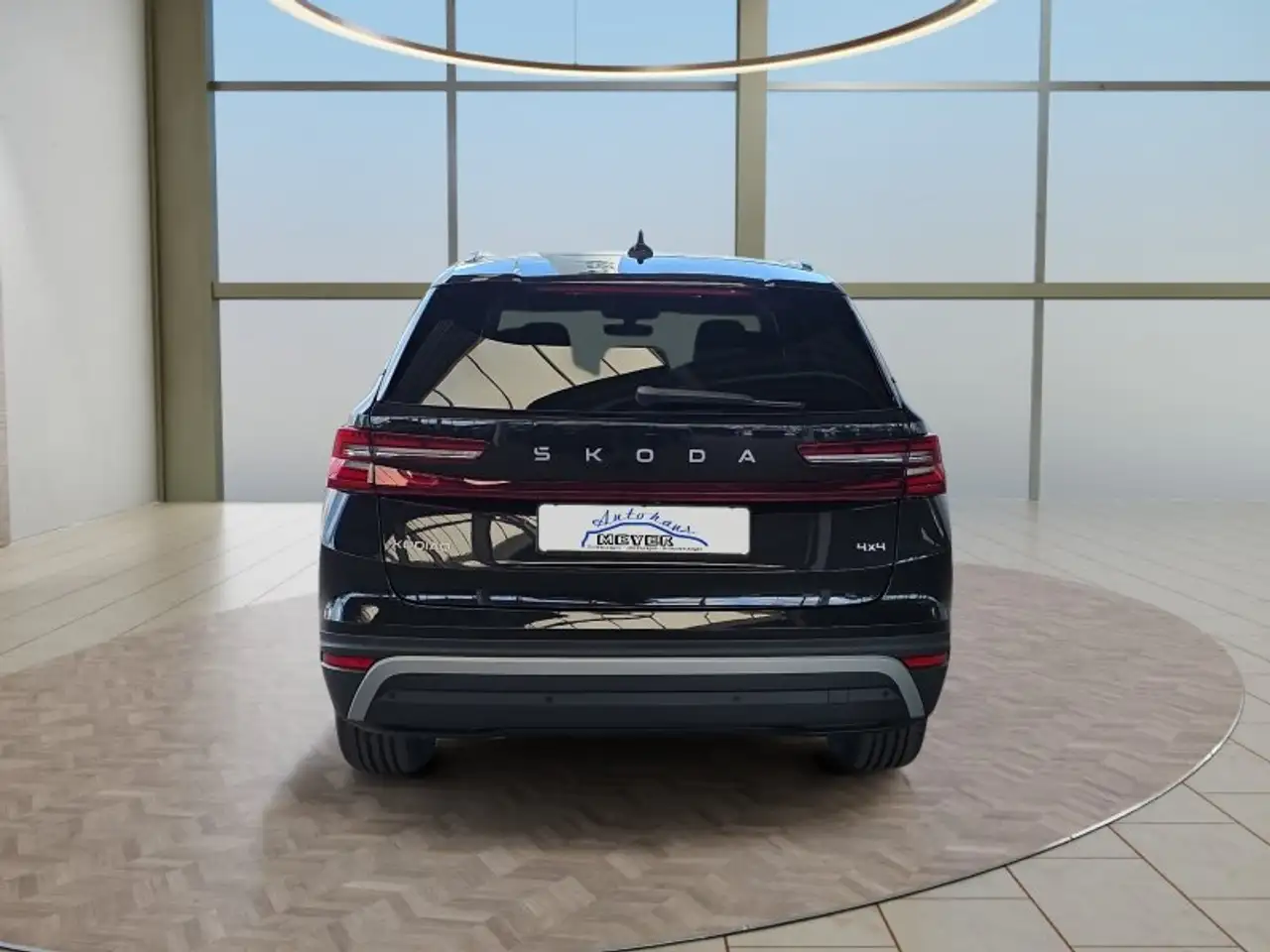 Skoda Kodiaq 2,0TDI DSG 4x4 aAHK/7-Sitzer/Matrix/Navi/el.Klappe, миниатюра 4