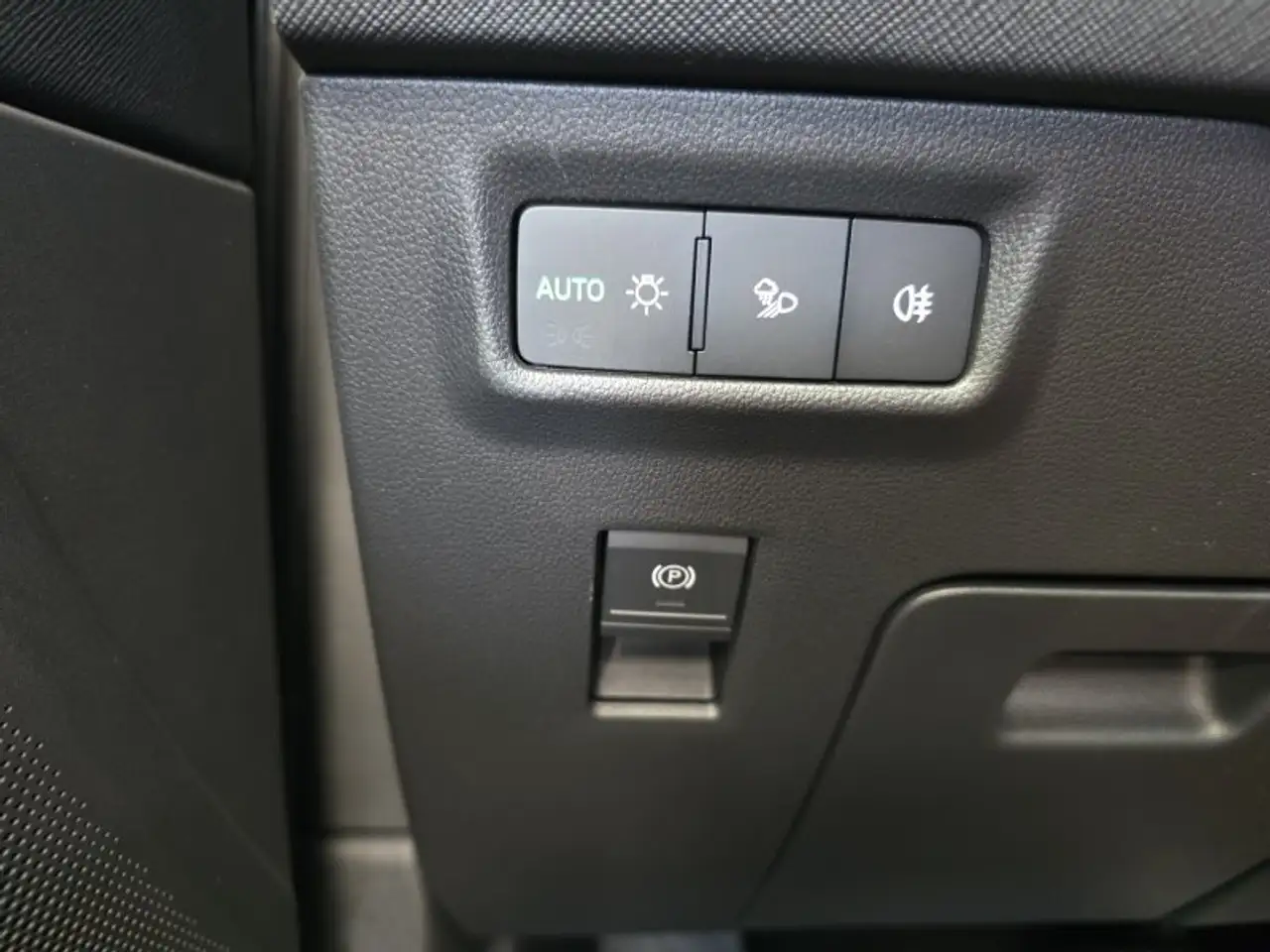 Skoda Kodiaq 2,0TDI DSG 4x4 aAHK/7-Sitzer/Matrix/Navi/el.Klappe, миниатюра 26
